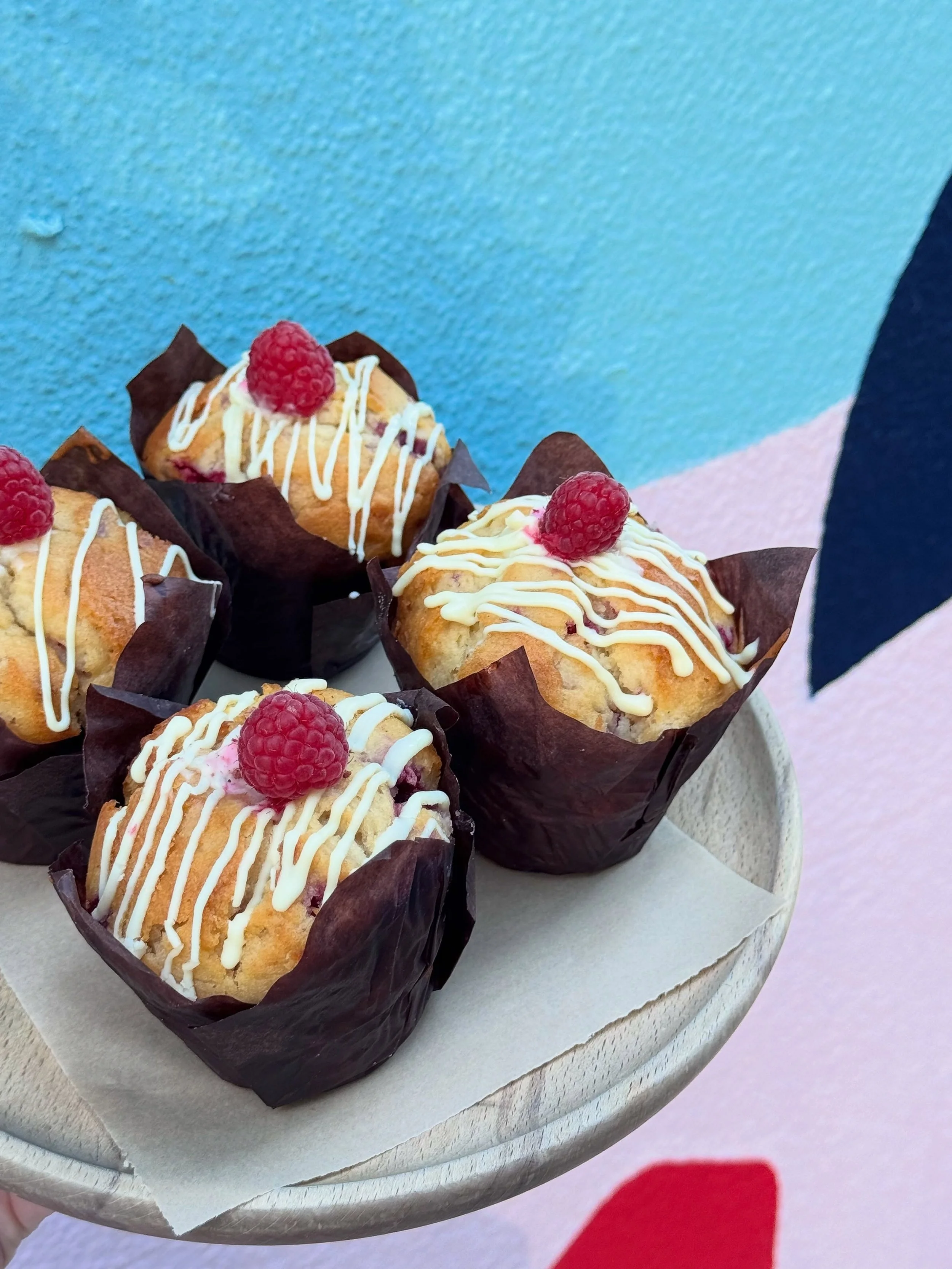 New muffin alert ✨ White chocolate &amp; raspberry - fluffy, freshly baked and absolutely irresistible. Come grab one before they sell out! 🧁 

HoneyTruffleKitchen, Breakfast, Lunch, Dublin, Salads, Coffee