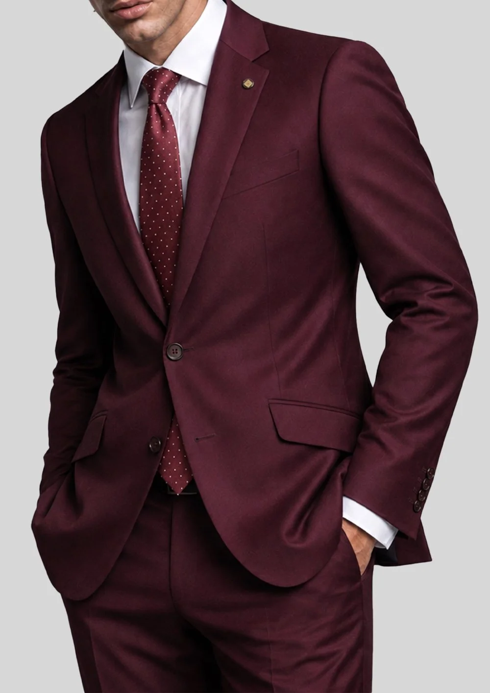 Traje slim fit básico granate