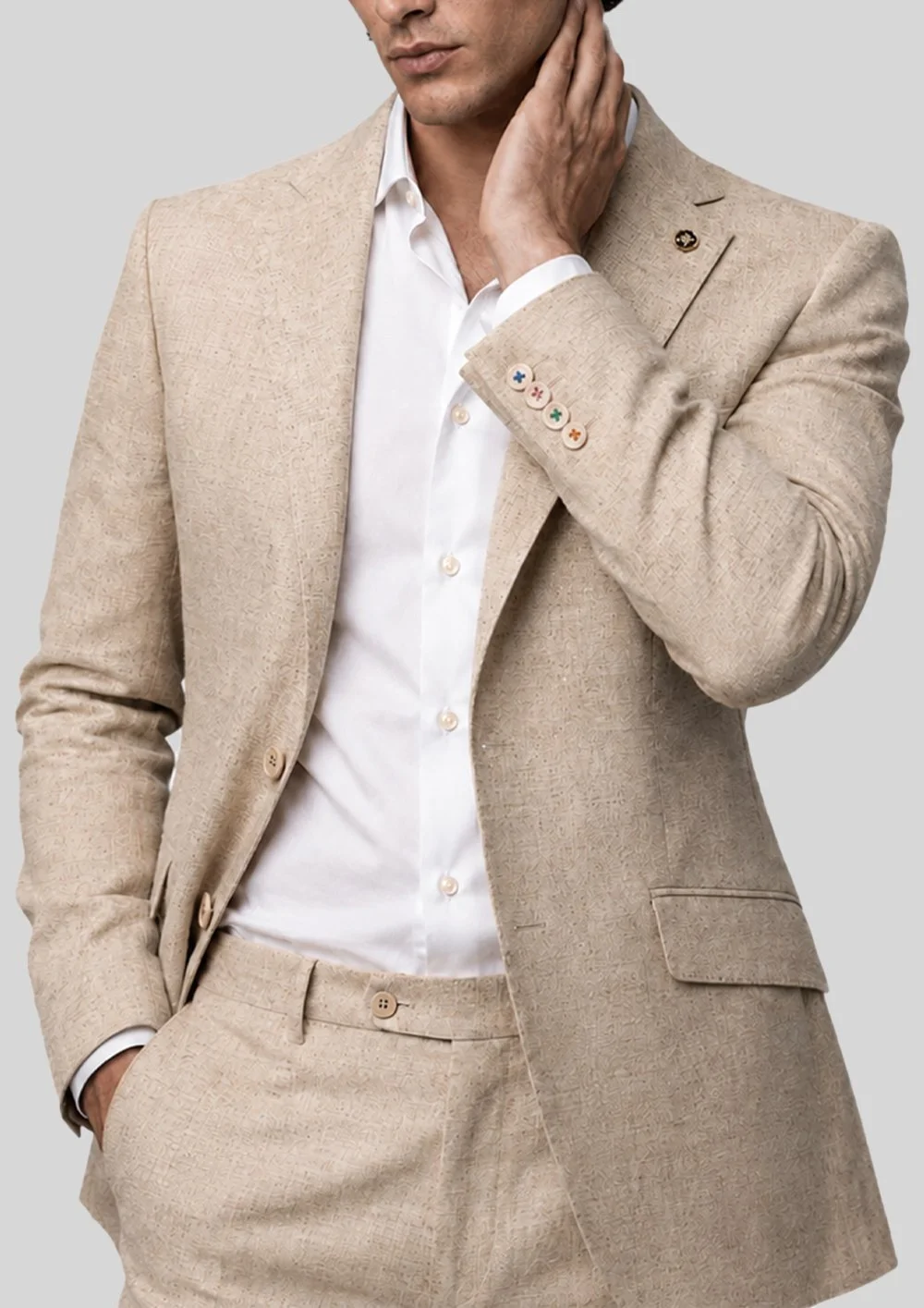 Traje tailored fit de lino