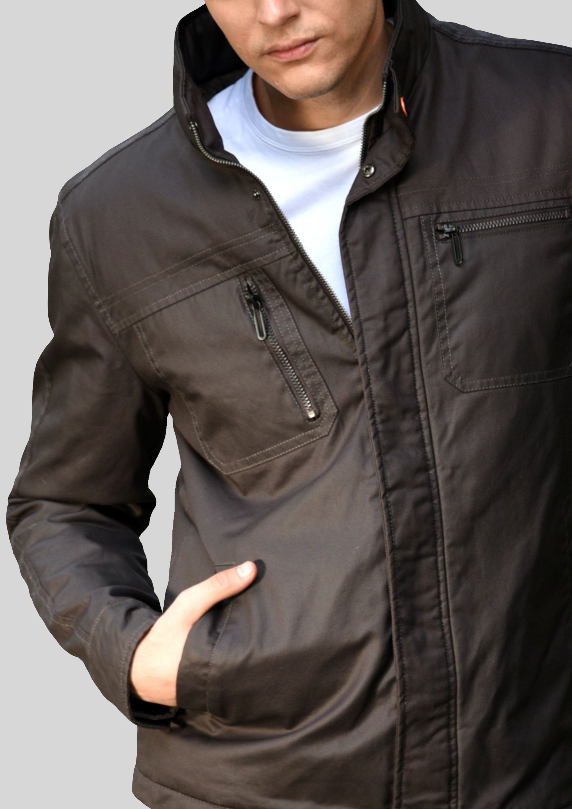 Parka multibolsillos marrón de algodón diagonal encerado