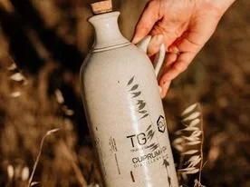 Truffle Gin bush  pic.jpg
