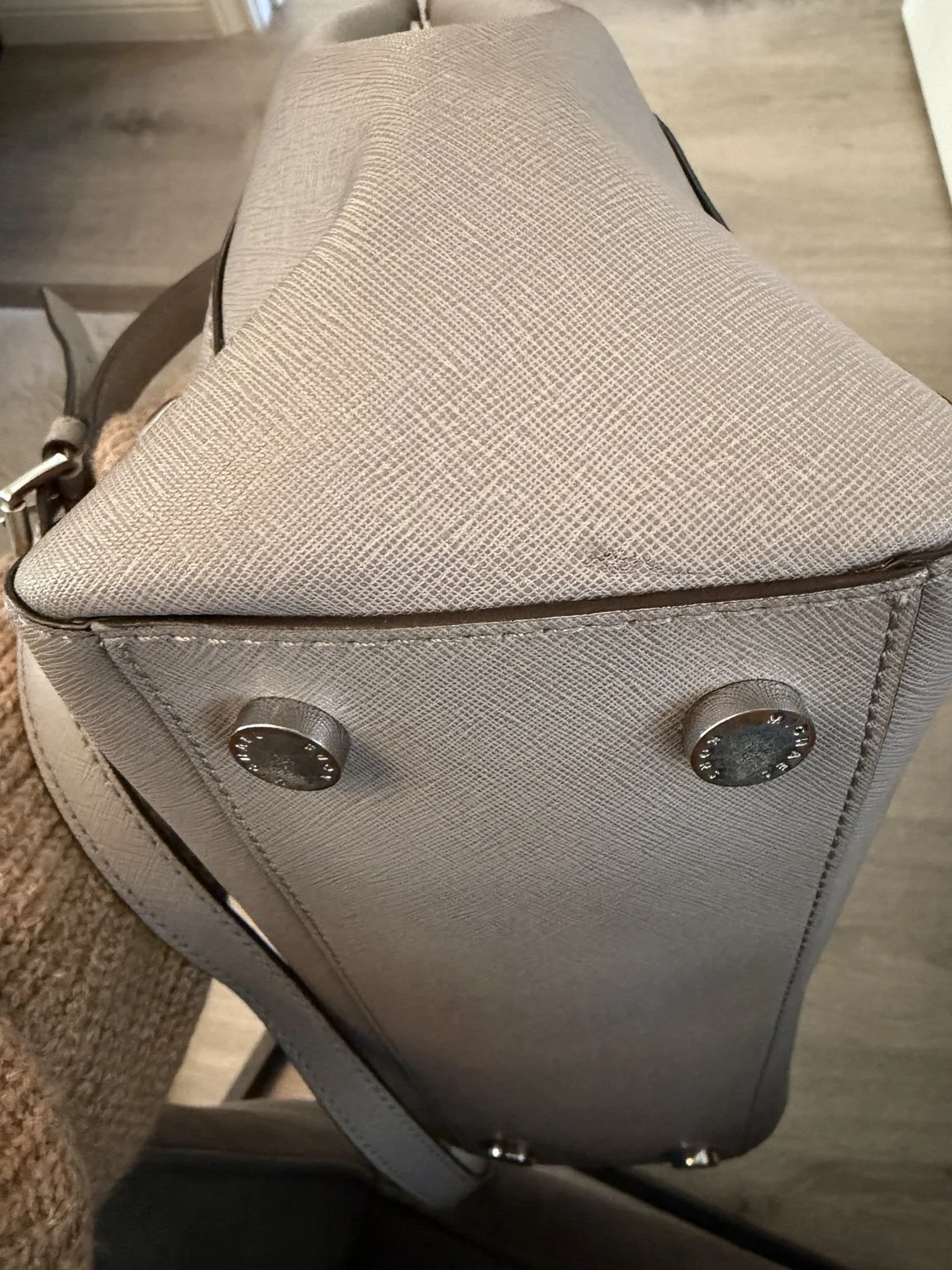 1f027fb6-b4f2-4306-a75a-9768ee8ca1b5.jpg
