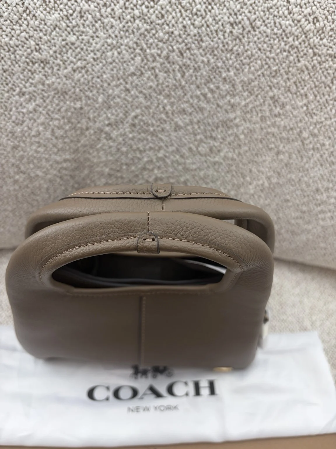 de2d887f-555e-48ba-ada1-06852b6563e5.jpg
