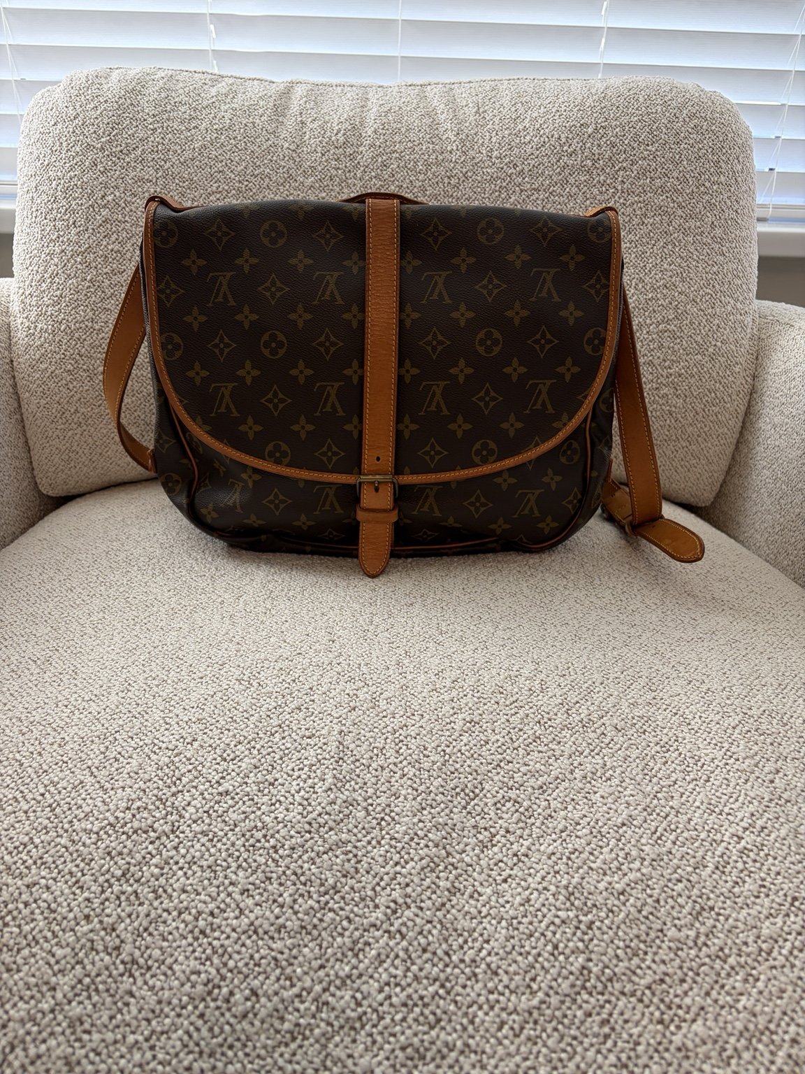 Louis Vuitton Saumur 35 Monogram — Vintage 1989