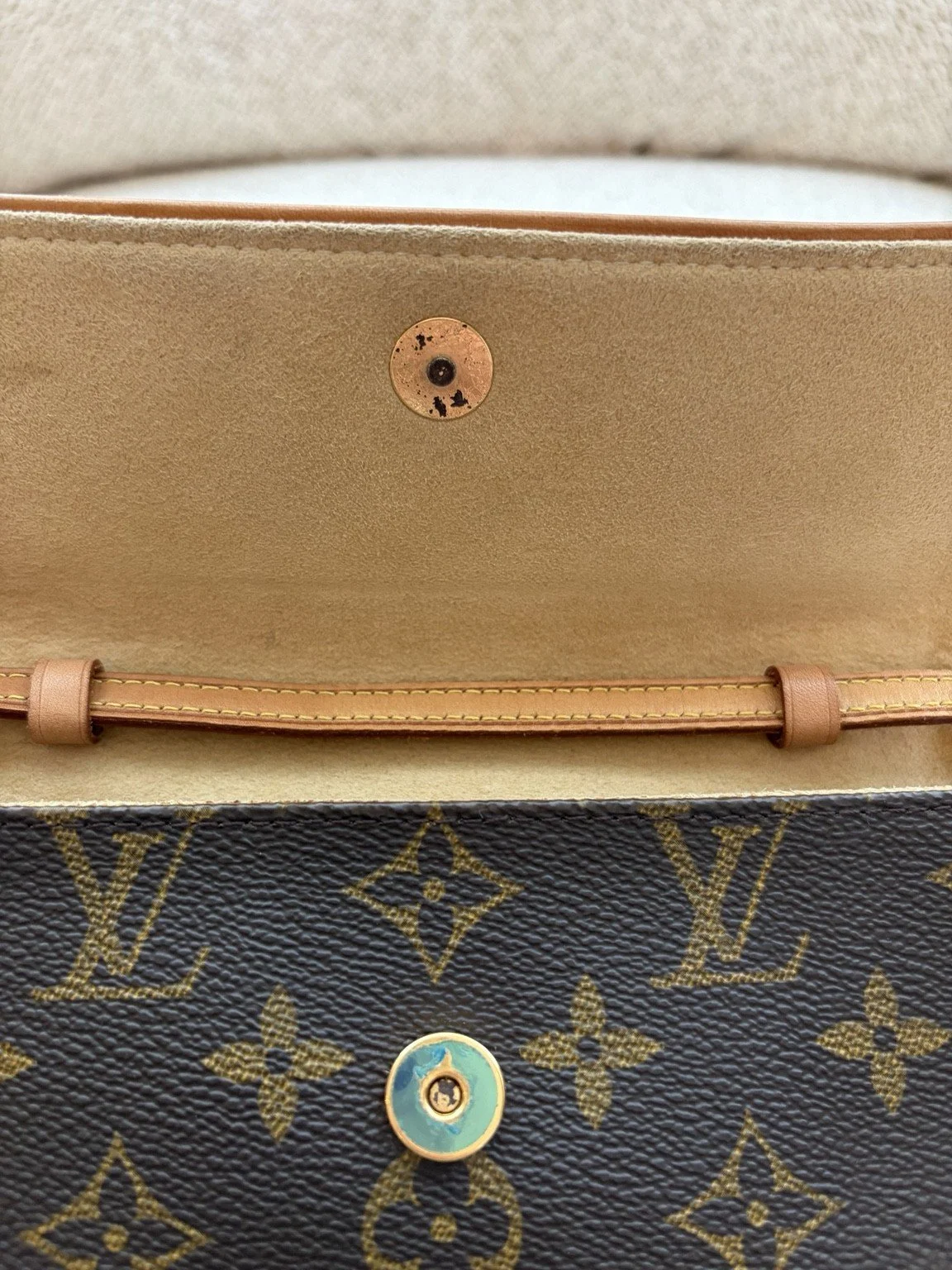 09-LV-Monogram-Crossbody.jpg