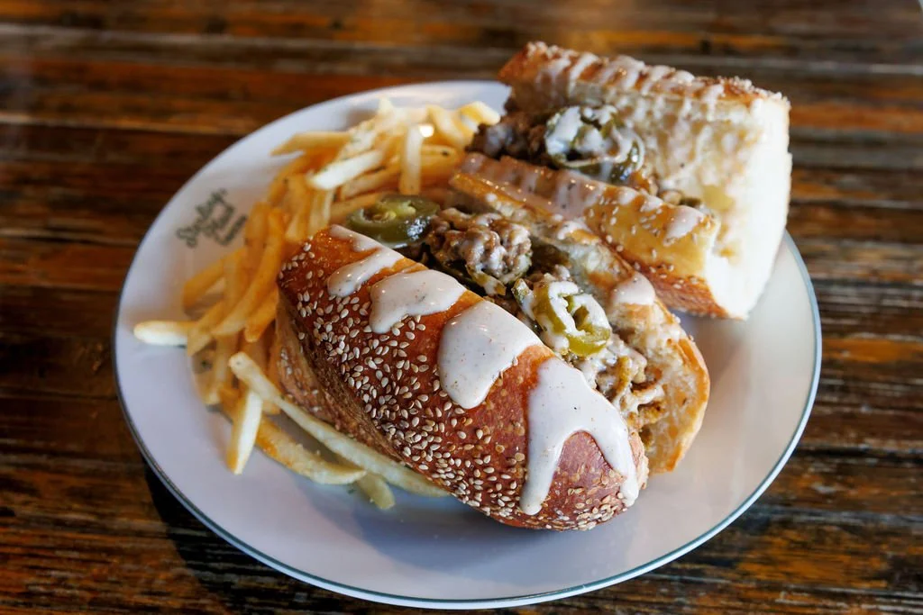 TheSterlingPlaceTavernbuffaloangrysandwich.jpg