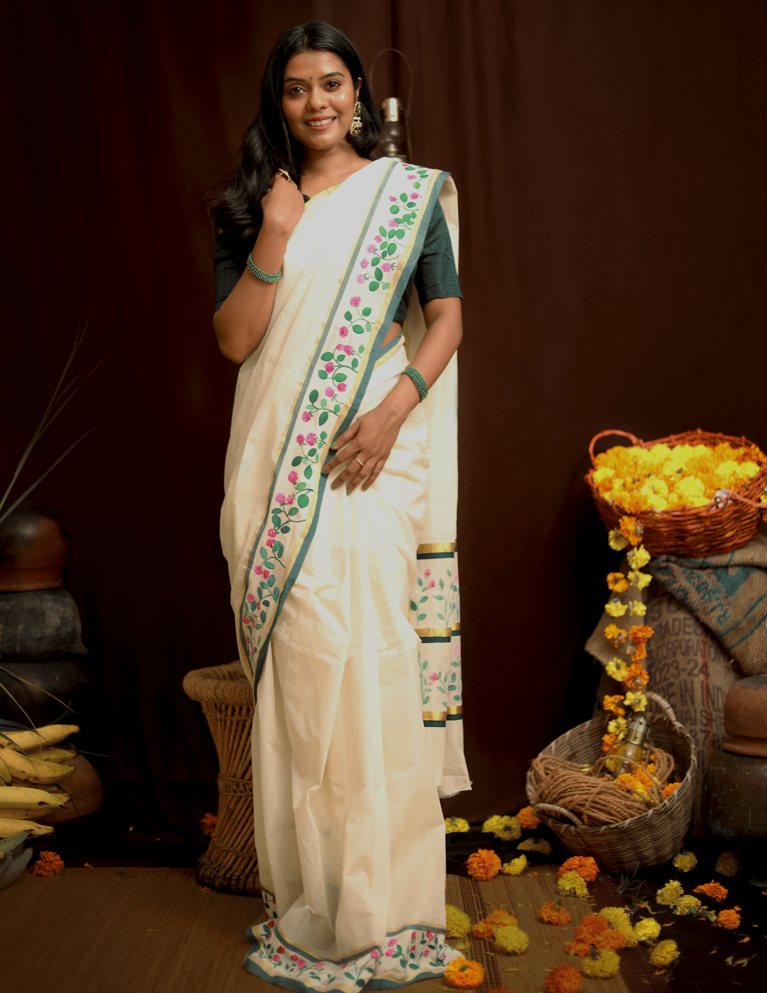 amrihand2 (1).png