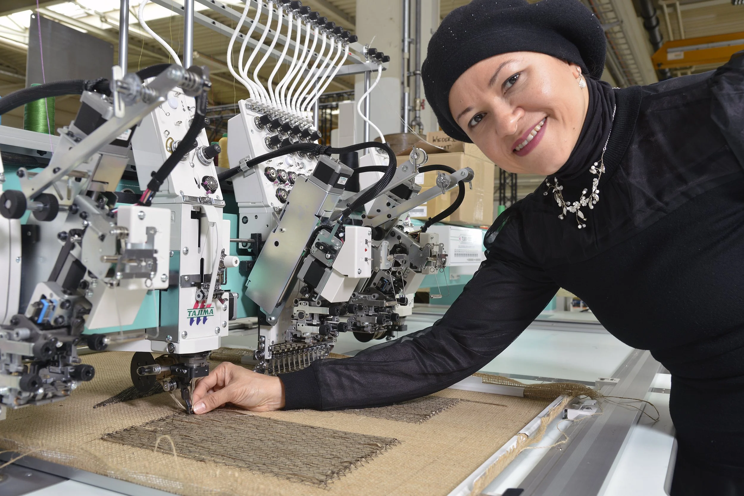 Dahy with TFP machine- Copyright Bernhard Widmann.JPG
