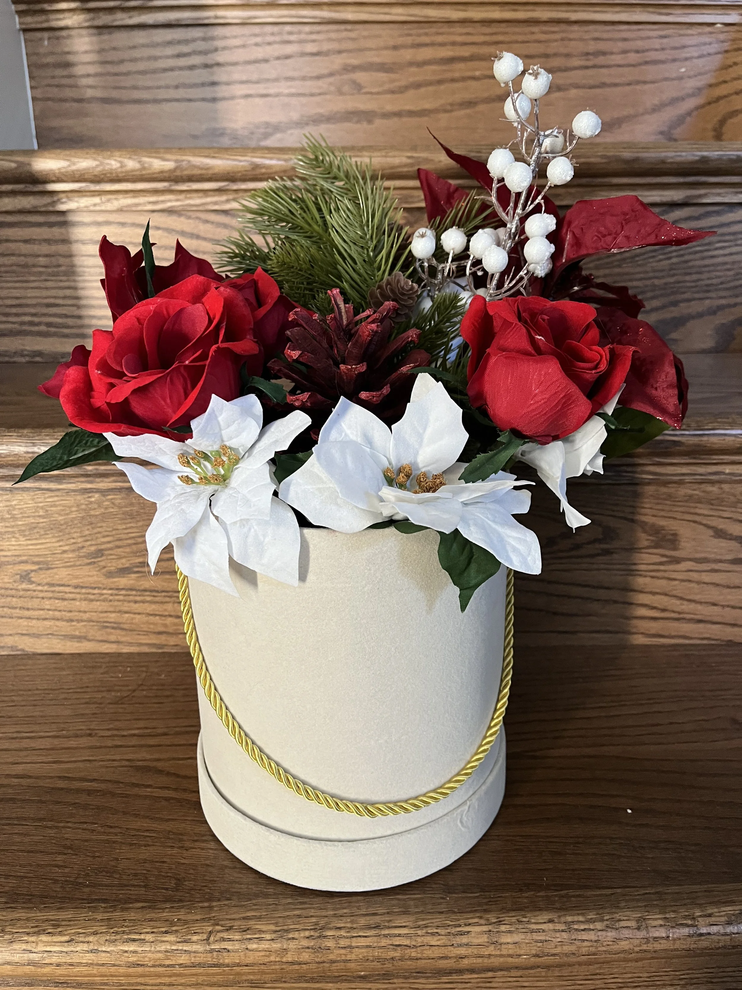 Christmas Hat Box Floral Arrangement Large
