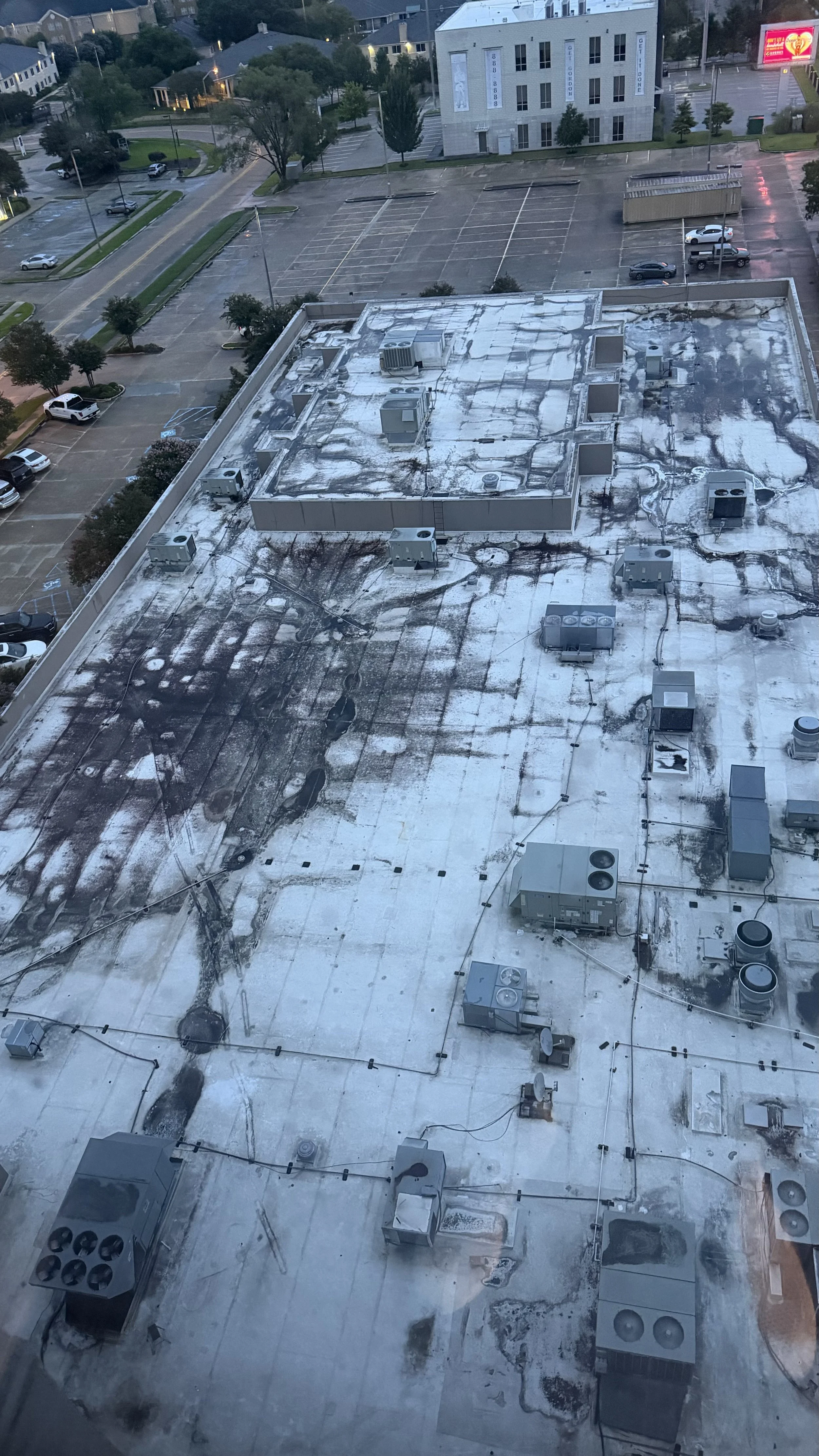 Commercial roof and building envelope inspection in Central Texas