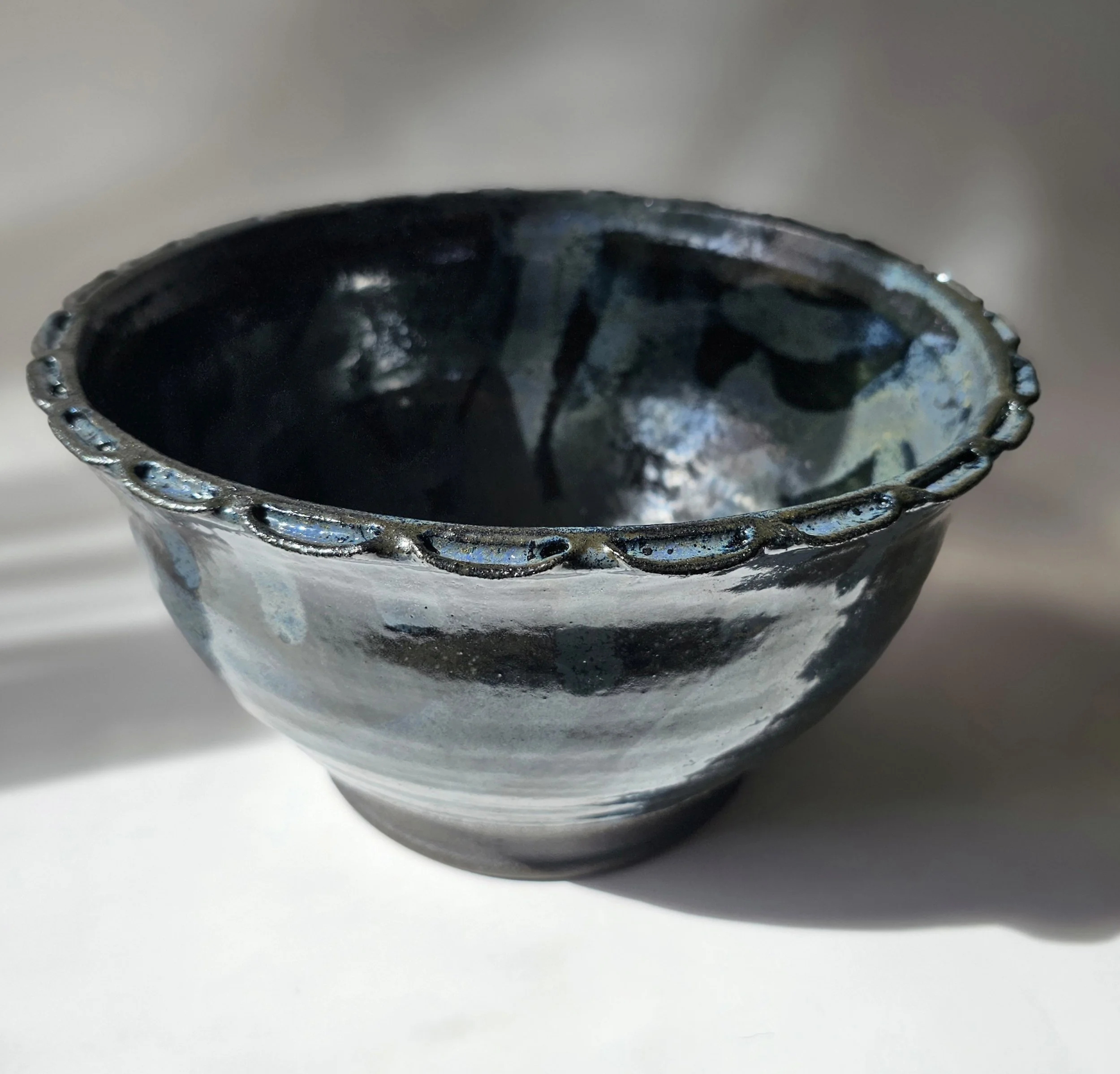 X-Large Black & Blue Bowl
