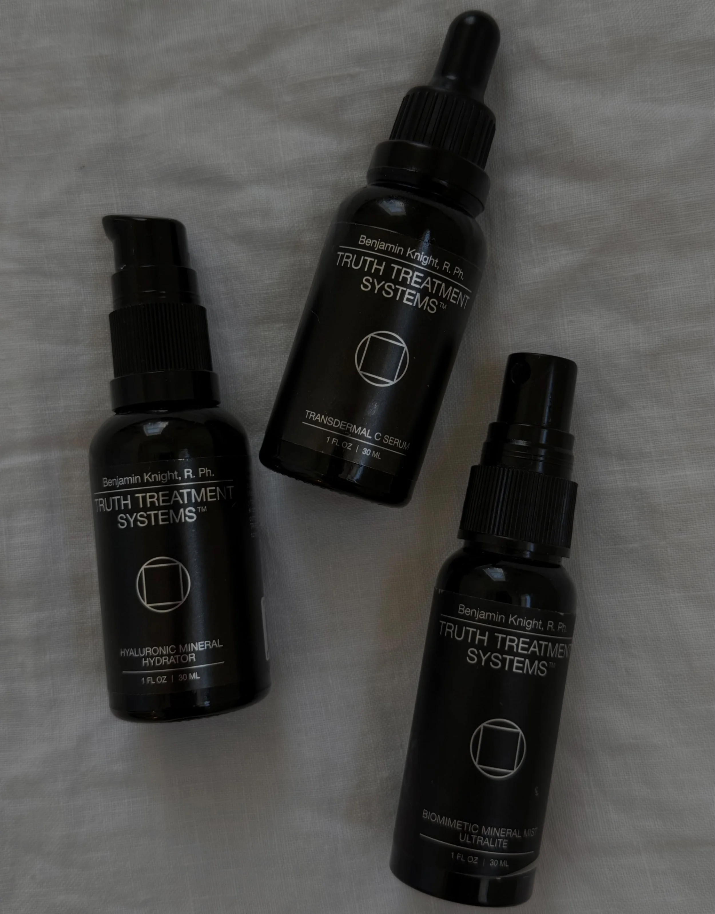 You don&rsquo;t need a 12 step skincare routine&hellip;

A few thoughtfully chosen products that support your skin can go a long way. These are three Truth Treatment Systems staples I reach for to hydrate, support and protect the skin without overcom