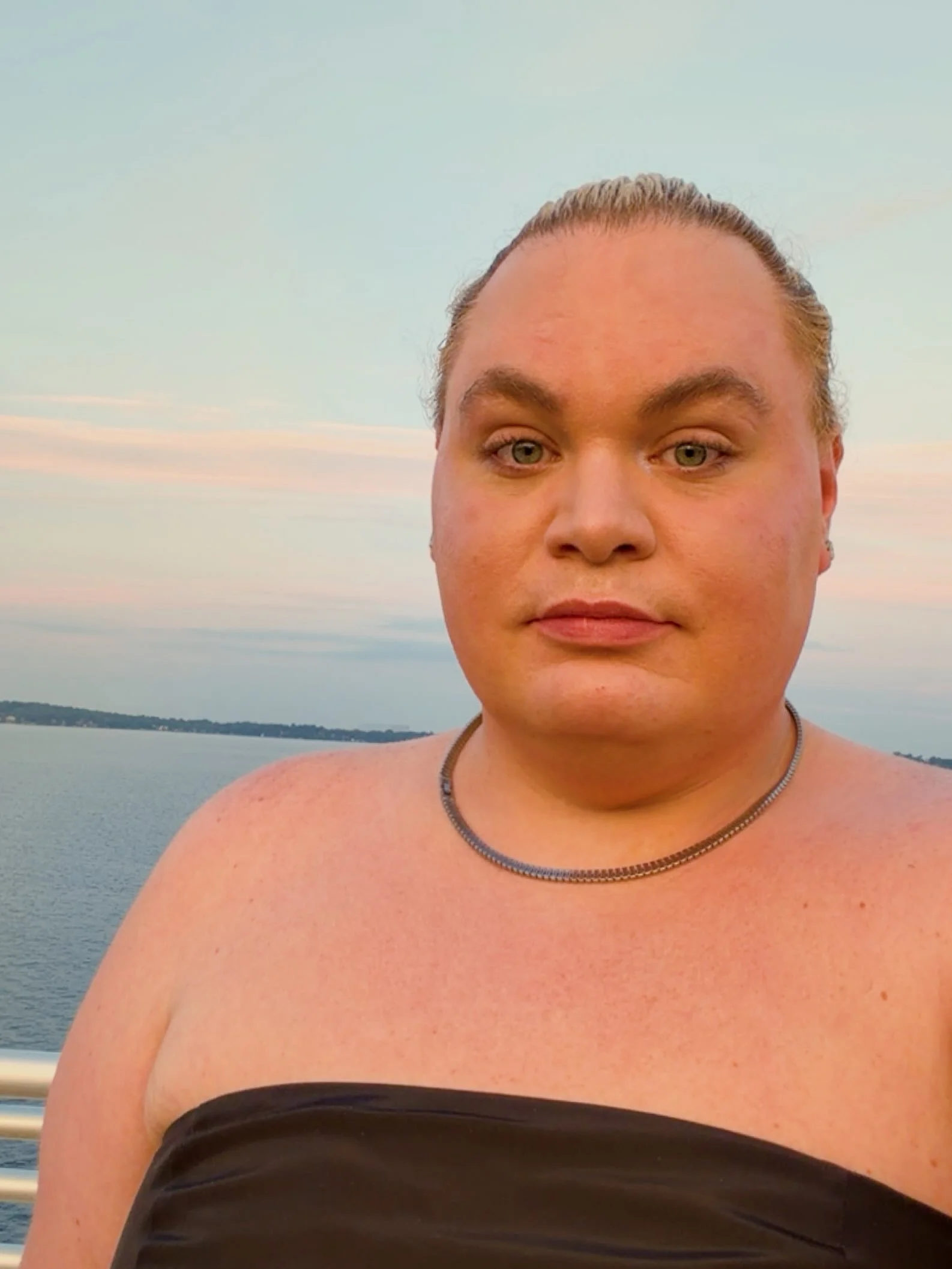 Ahhh who doesn&rsquo;t love a fabulous hot summer night by the water