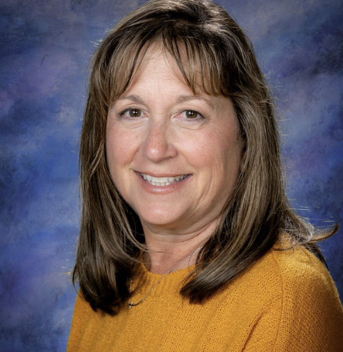 Lynda Montesi - Paraprofessional
