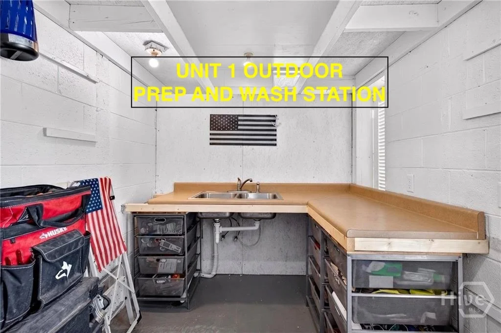 303 3RD ST UNIT 1 PREP AND WASH STATION.jpeg
