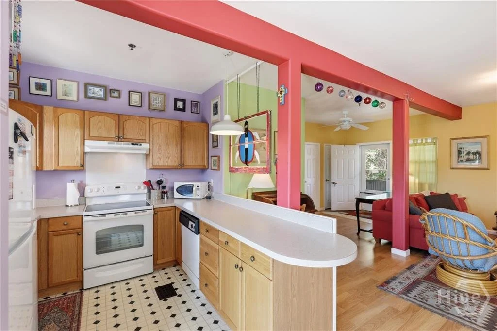 8 LIGHTHOUSE LANE KITCHEN.jpeg