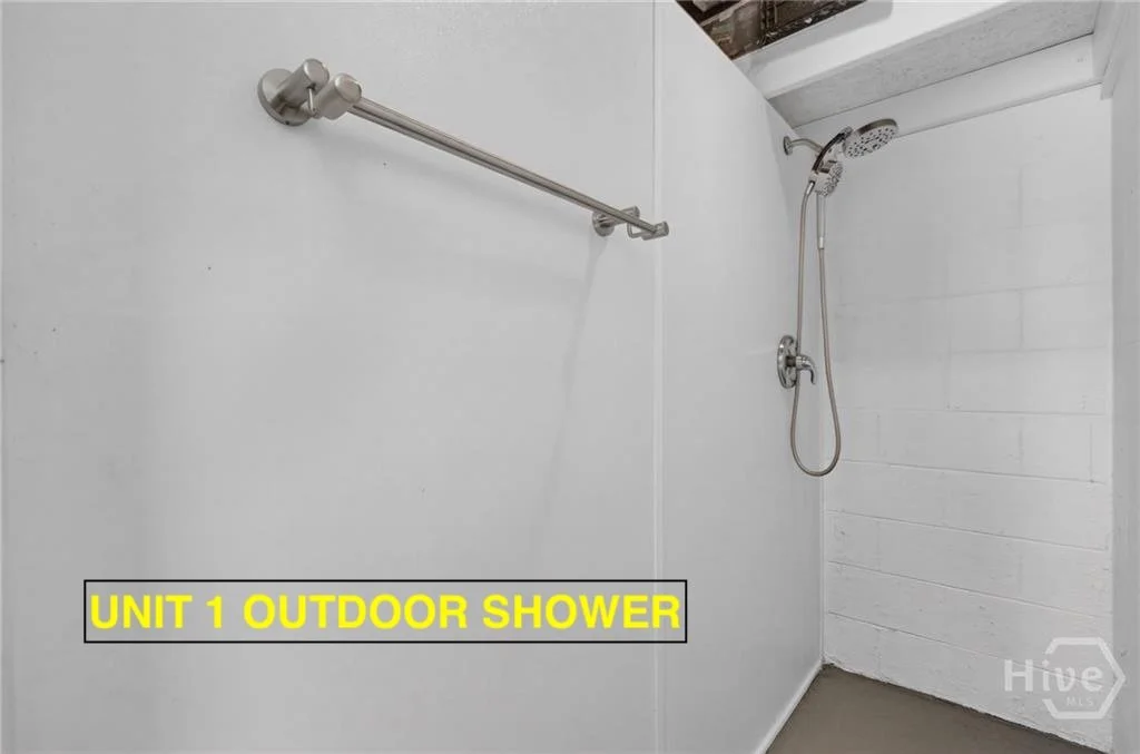 303 3RD ST UNIT 1 OUTDOOR SHOWER.jpeg