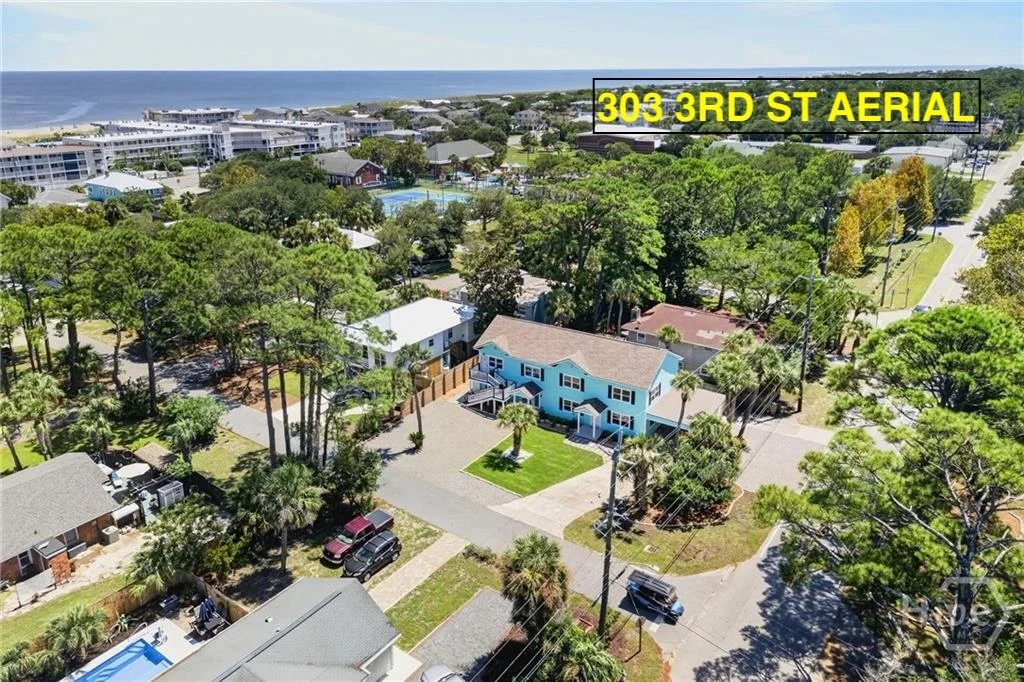 303 3RD  ST AERIAL.jpeg
