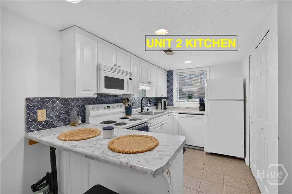 303 3RD ST UNIT 2 KITCHEN.jpeg