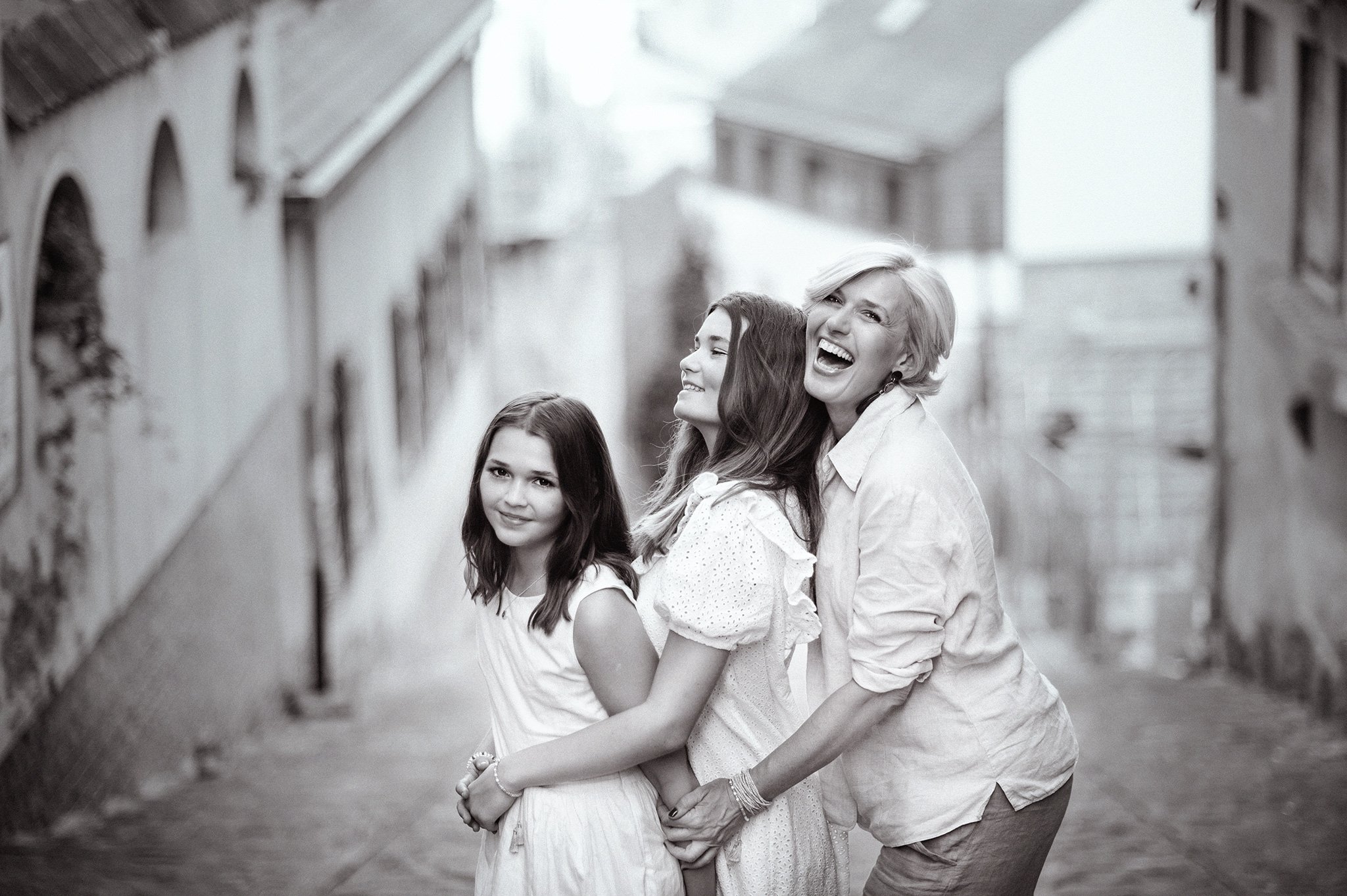 family011.jpg