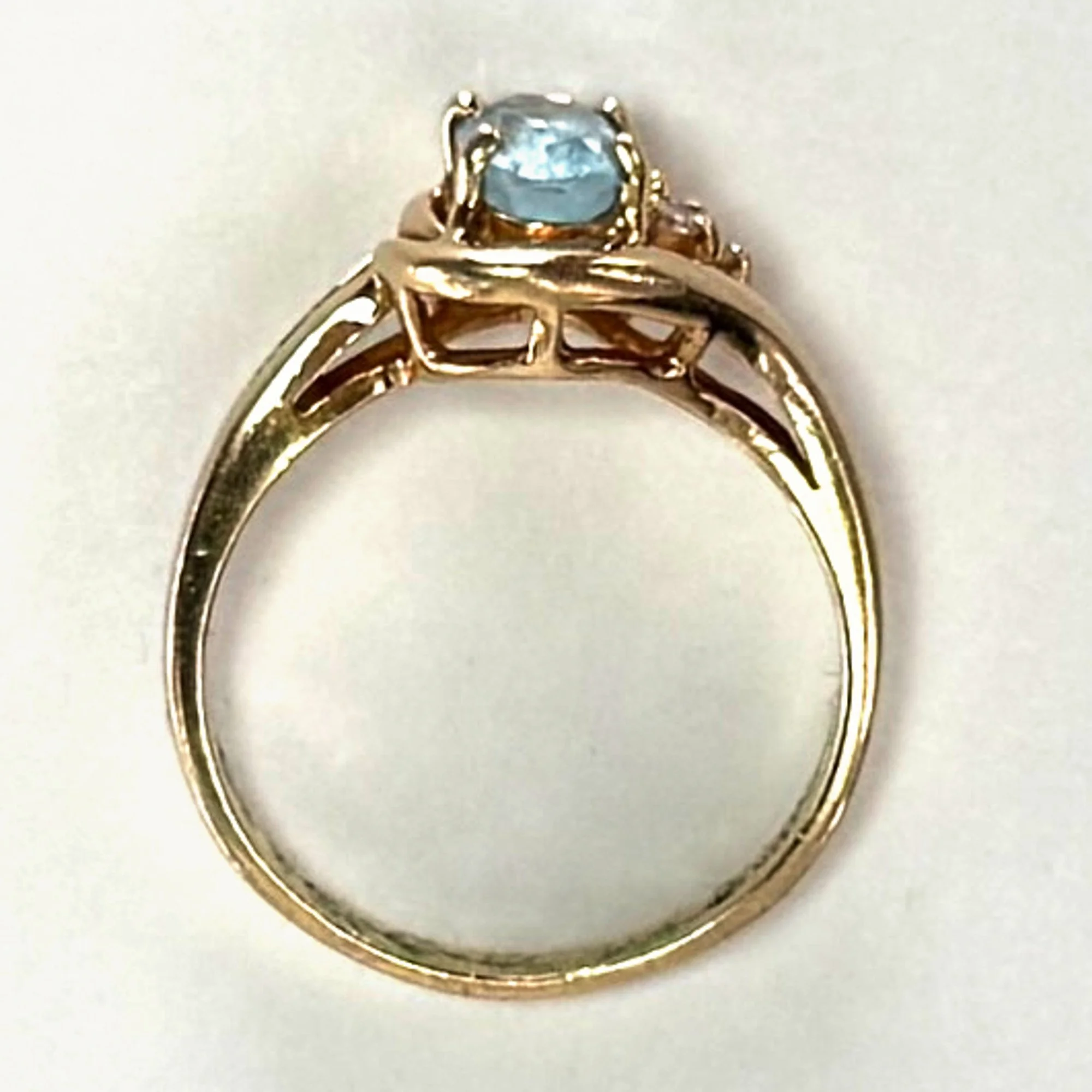 aqua-yellow-gold-flat.jpg