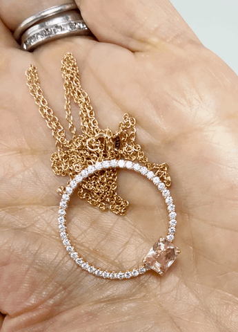 circle-pendant-sparkle.gif