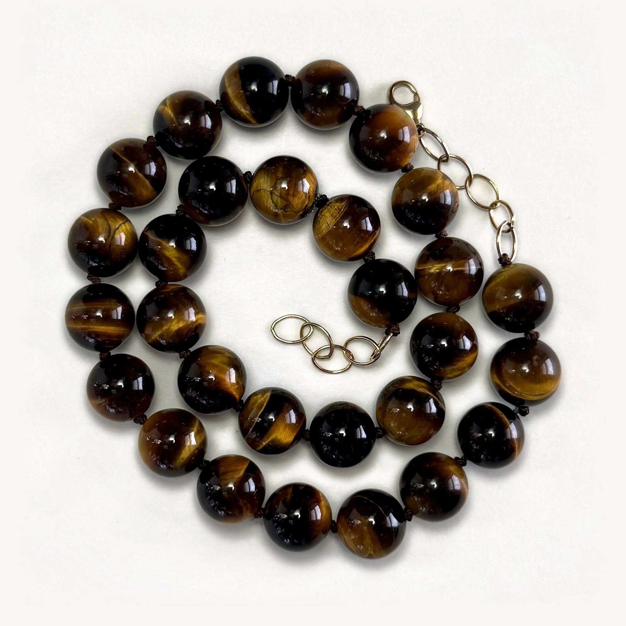 tigers eye 12mm swirl.jpg