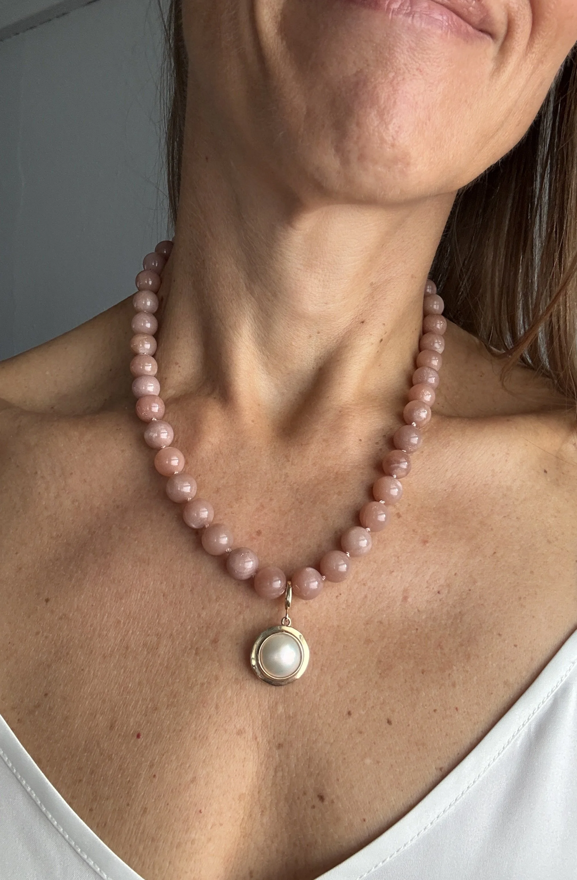 mabe pearl body 2 moonstone.JPG