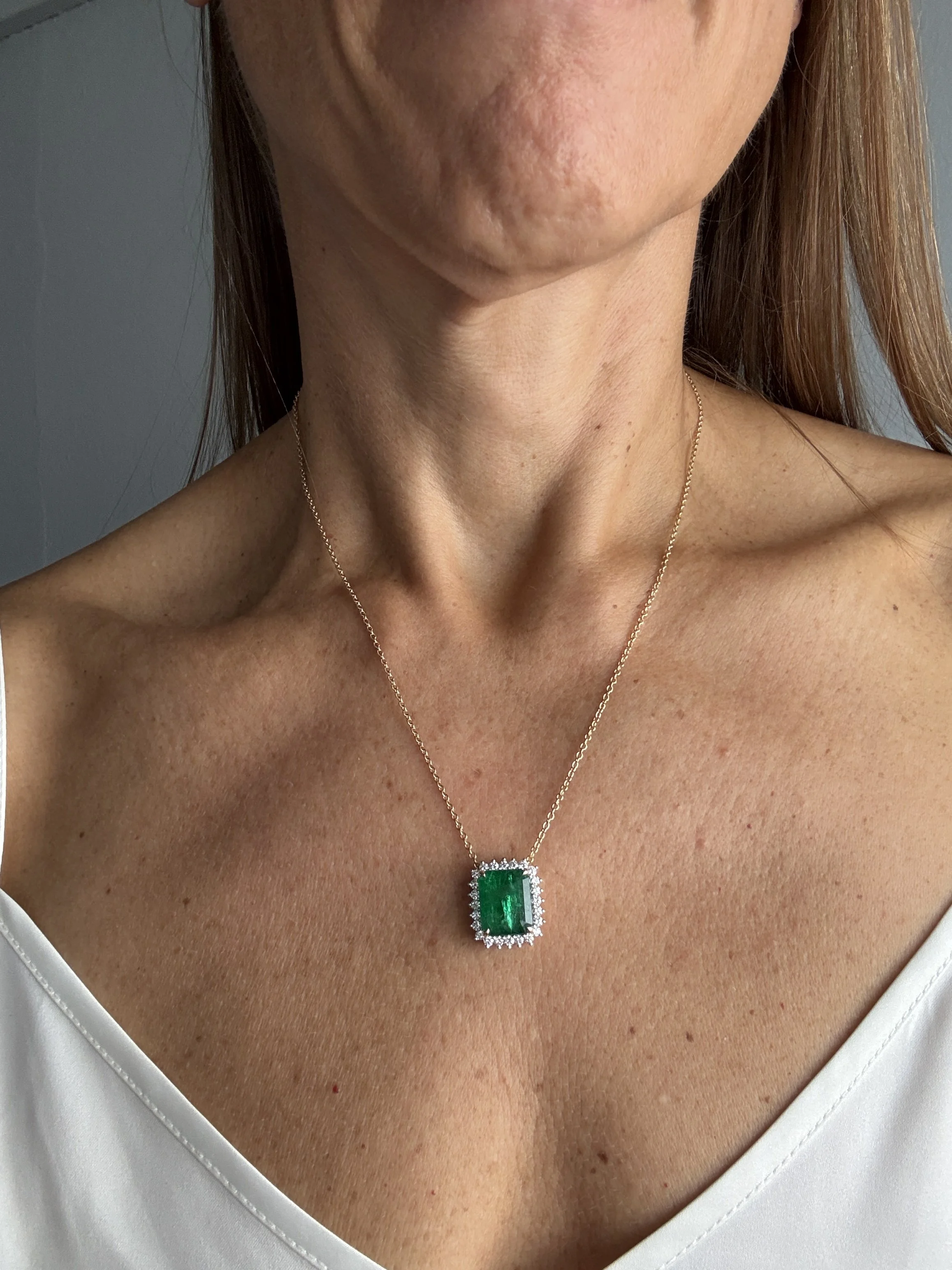emerald pend body.JPG