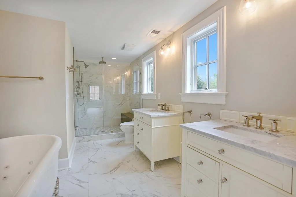 McLean Farmhouse - Bathroom.jpg