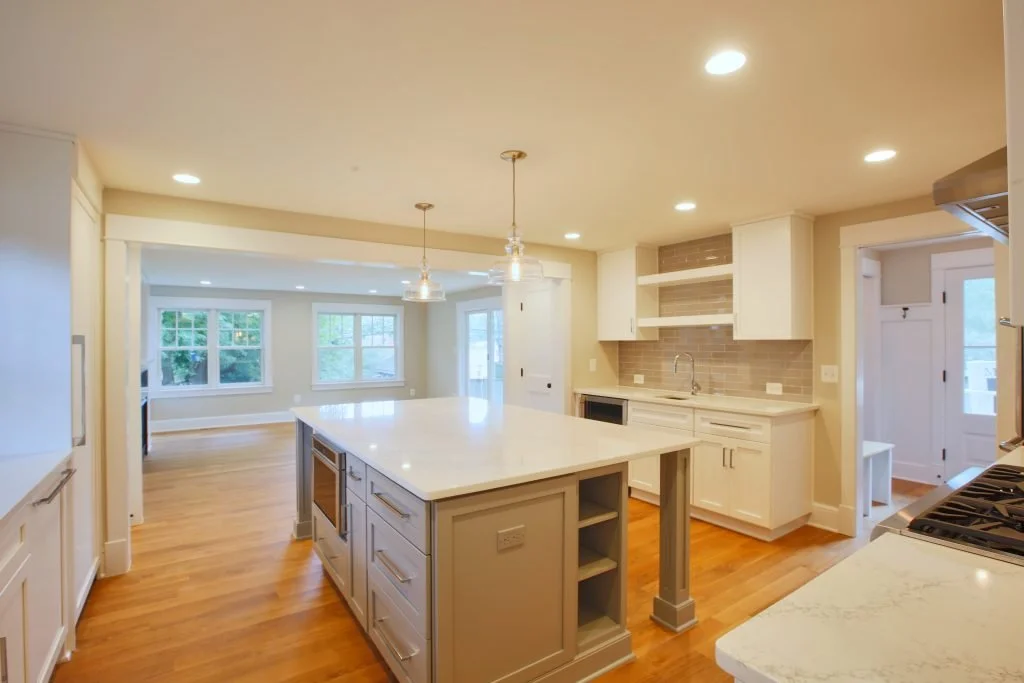 N 11th St - Kitchen 10.jpg