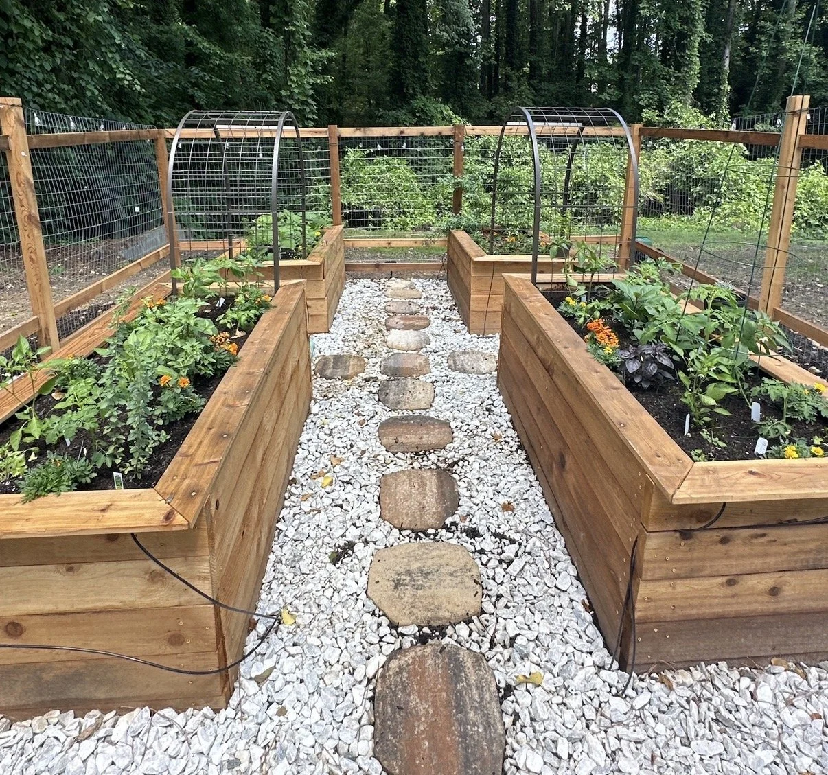 Classic Cedar Raised Bed