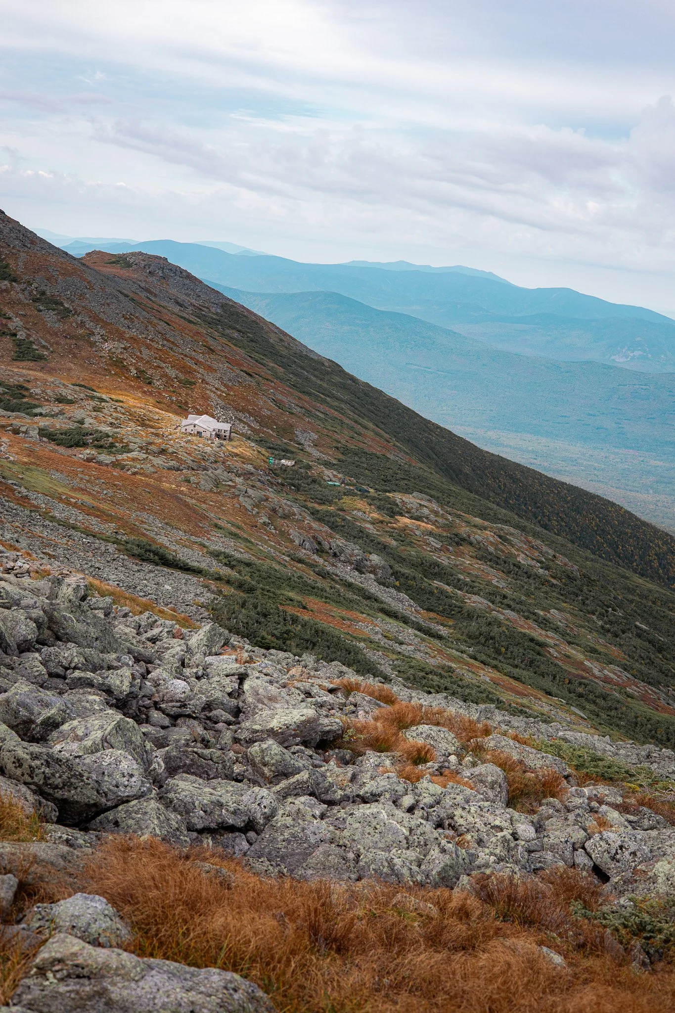 presidential traverse lake of the clouds hut mt washington .jpg