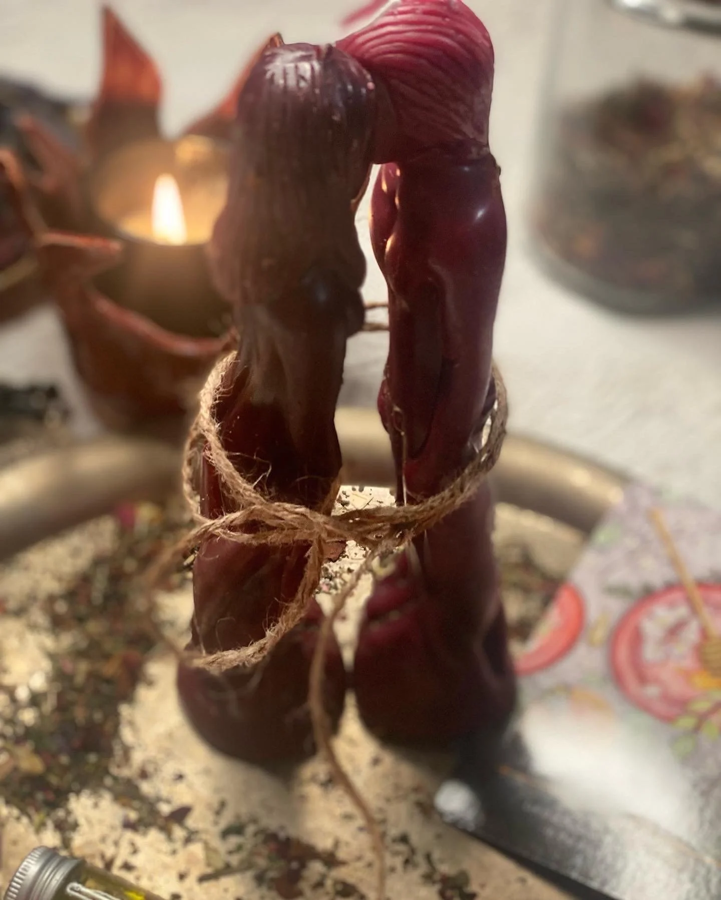 FIGURE CANDLES