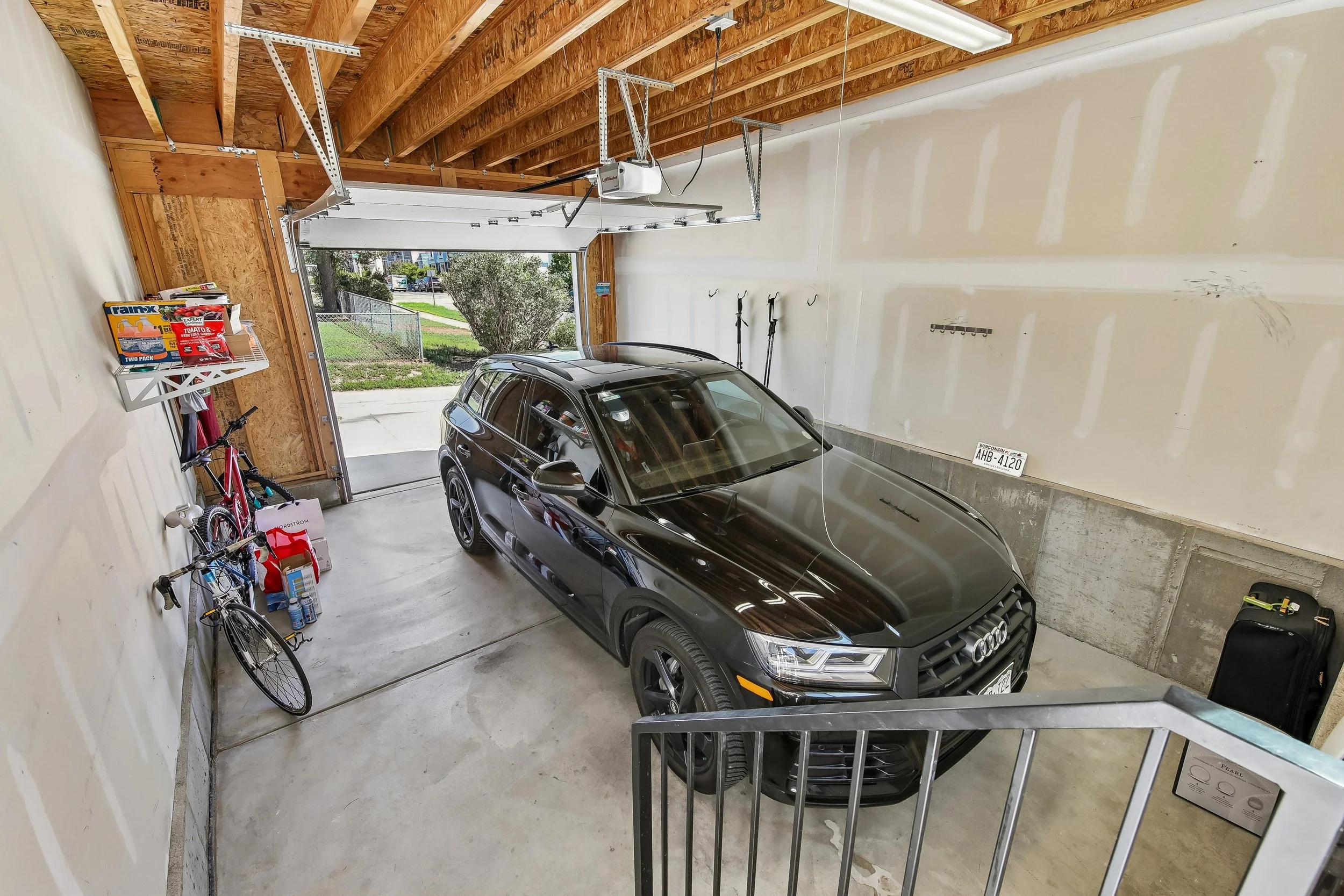 Garage.jpg