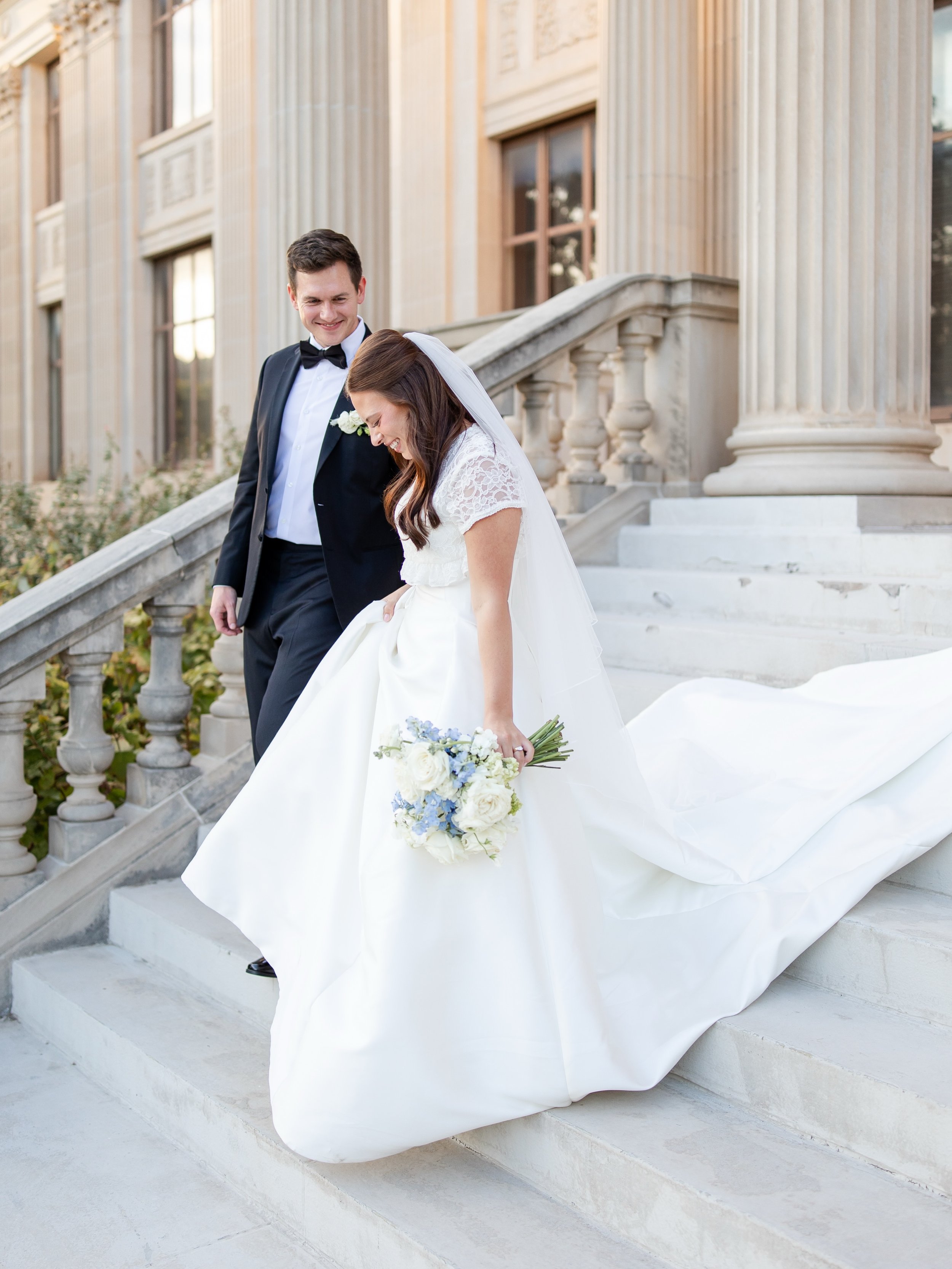 A gorgeous day at @oklahomahof 🌷🤍

We love getting to bring each couple&rsquo;s vision to life, and this day was such a fun one! The sweetest details, the best couple, and @terrigravesphotoandfilms capturing it all perfectly!

VENDORS
Planners | @m