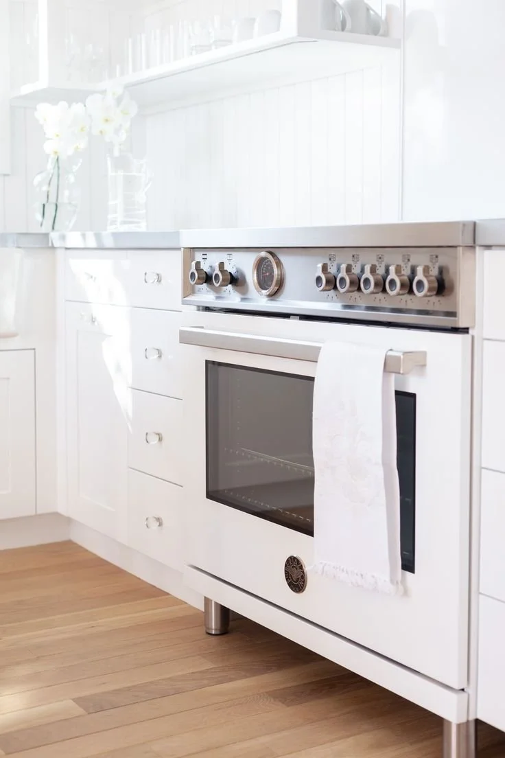 White kitchen range and oven in a modern kitchen