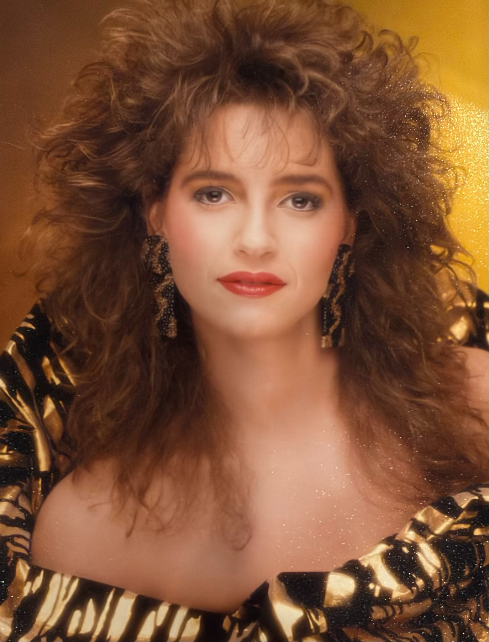 Lori's headshot