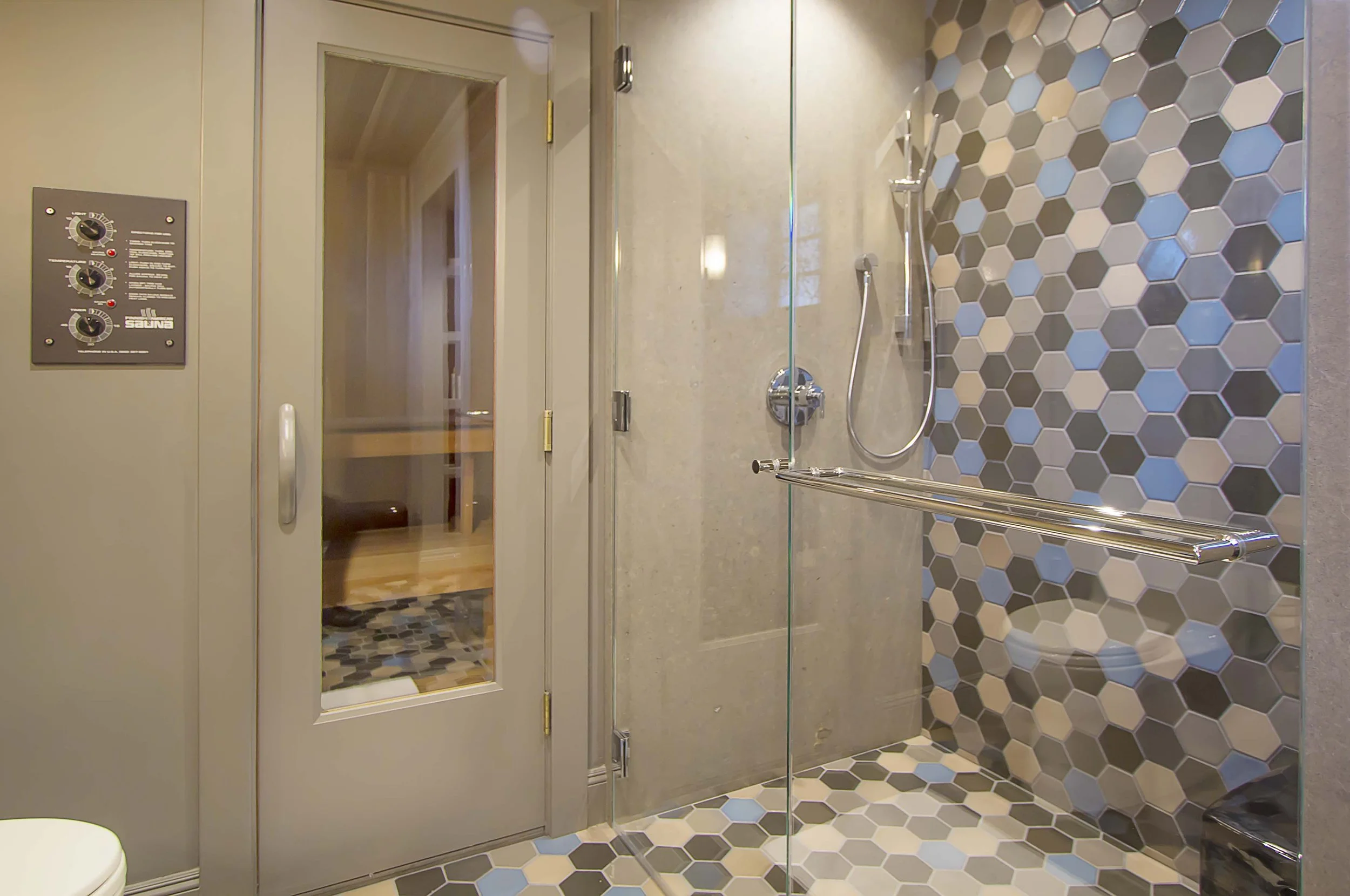 Shower 1 web.jpg