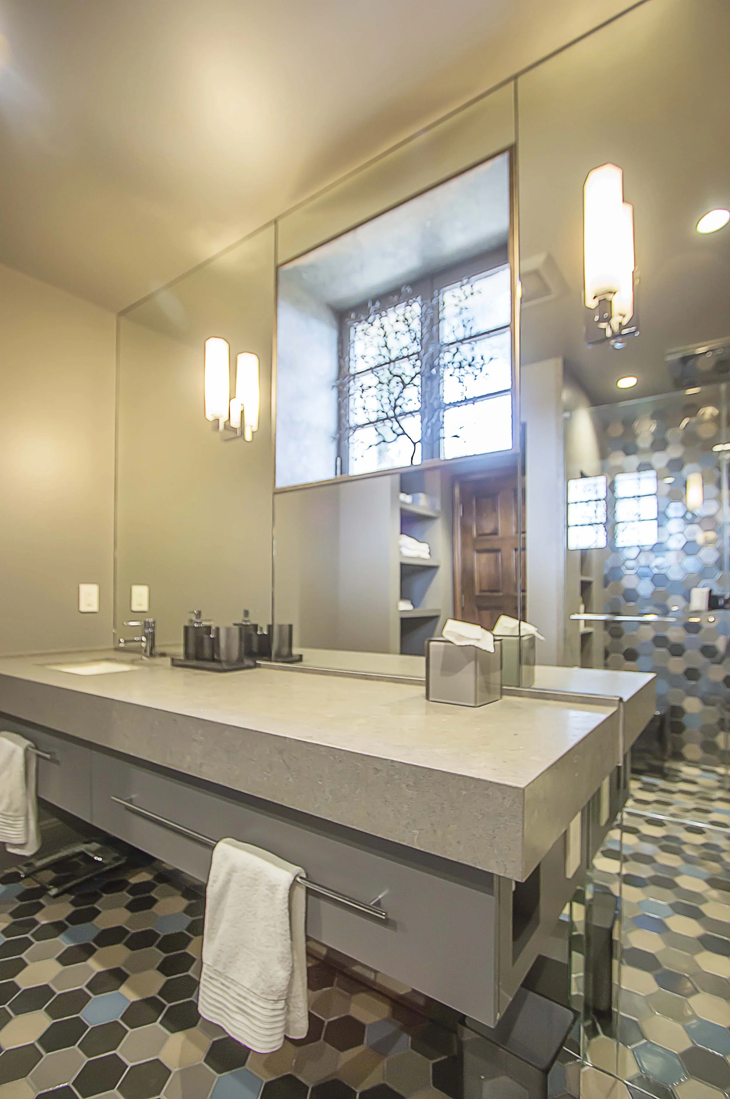 Bath Vanity 1 web.jpg