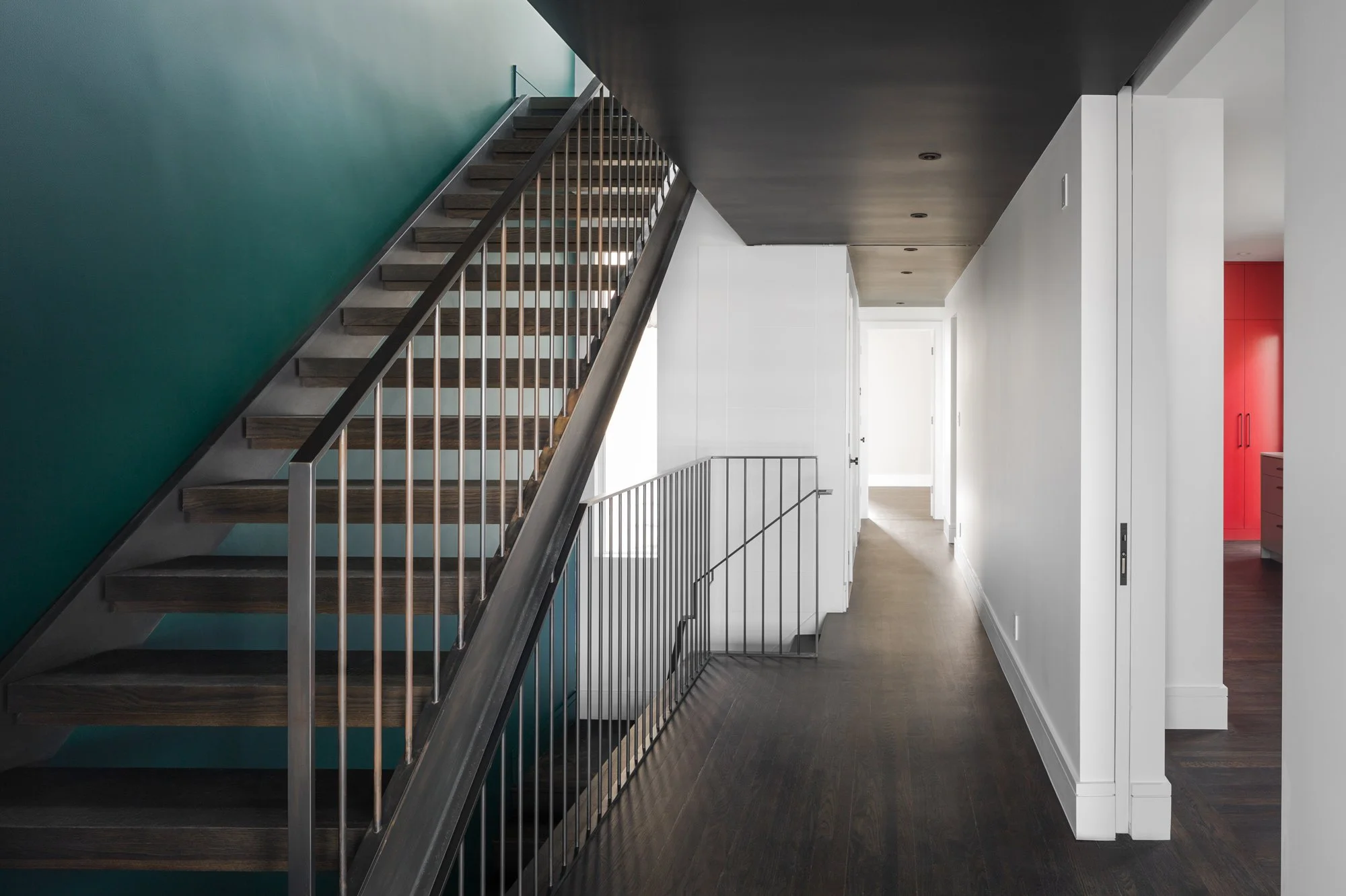 Stairs-towards-back-of-house_WEB.jpg