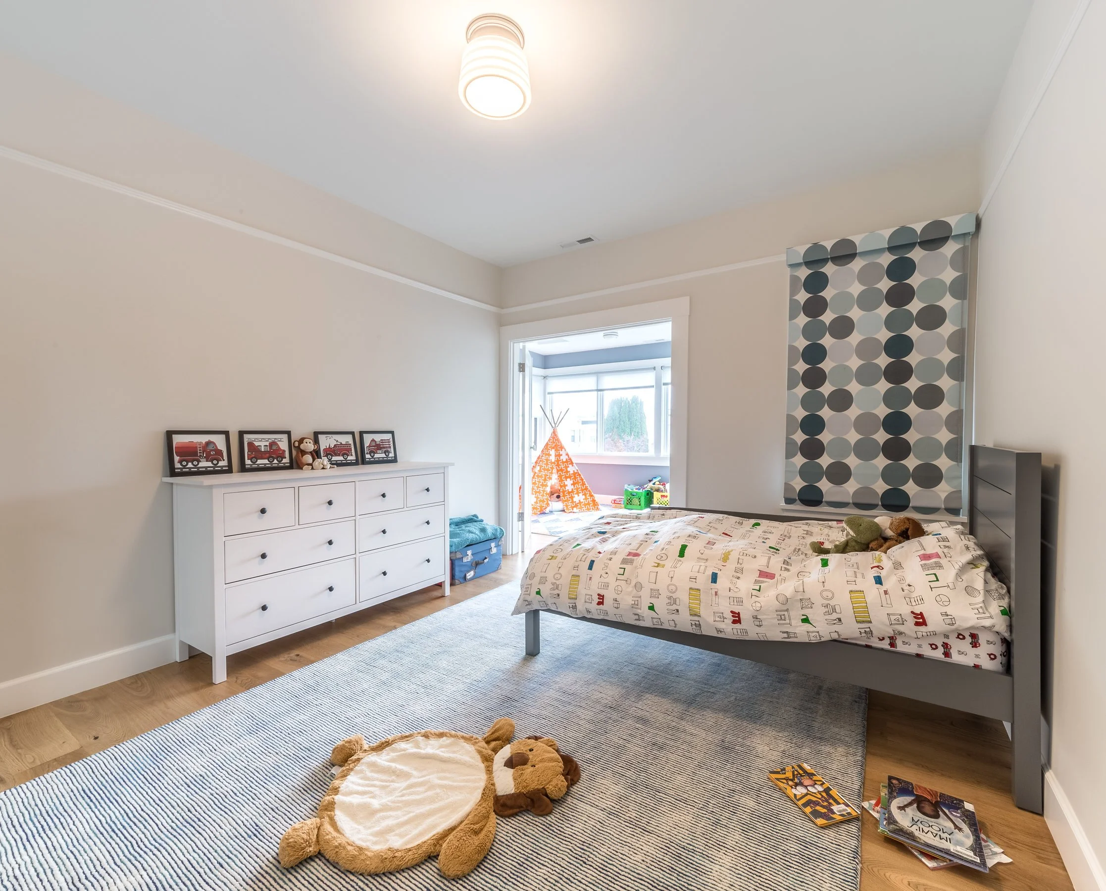 NBC_62510thAve_kidrooms_large-3.jpg
