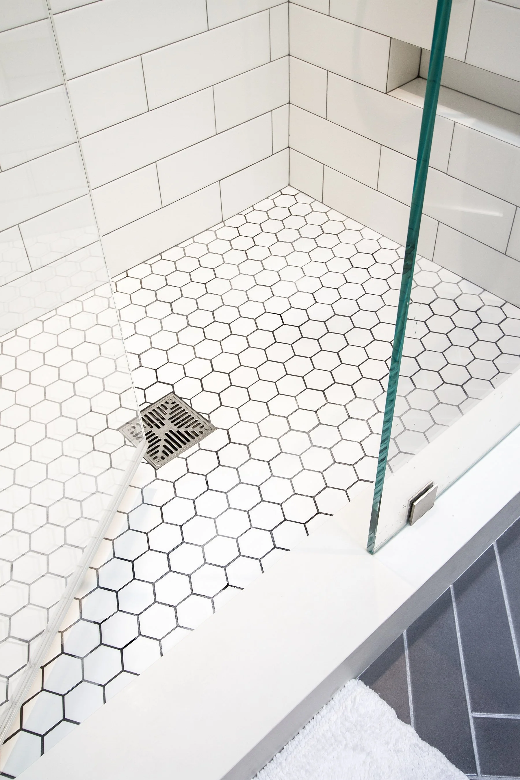 NBC_62510thAve_bathroom_A-8.jpg