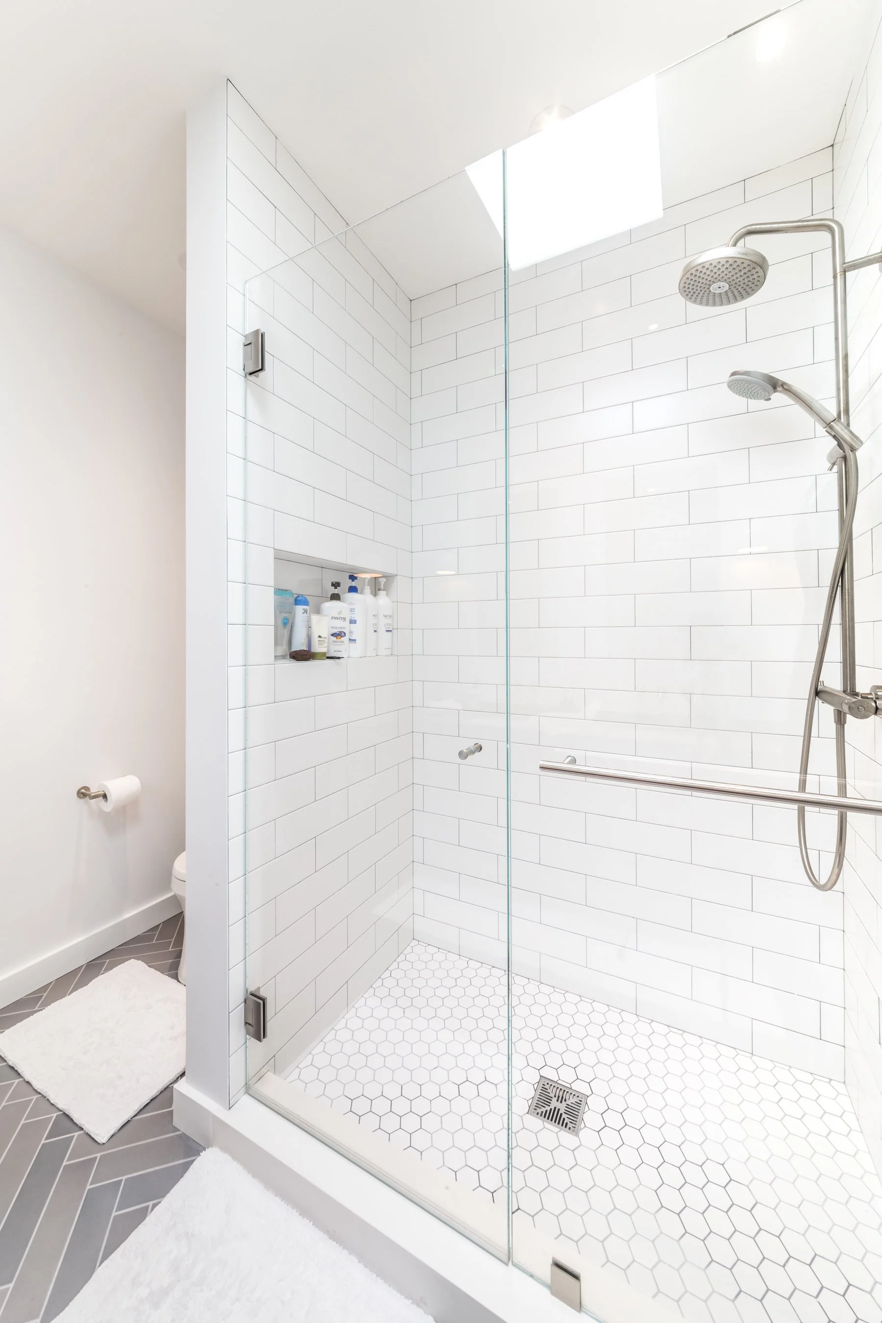 NBC_62510thAve_bathroom_A-7.jpg