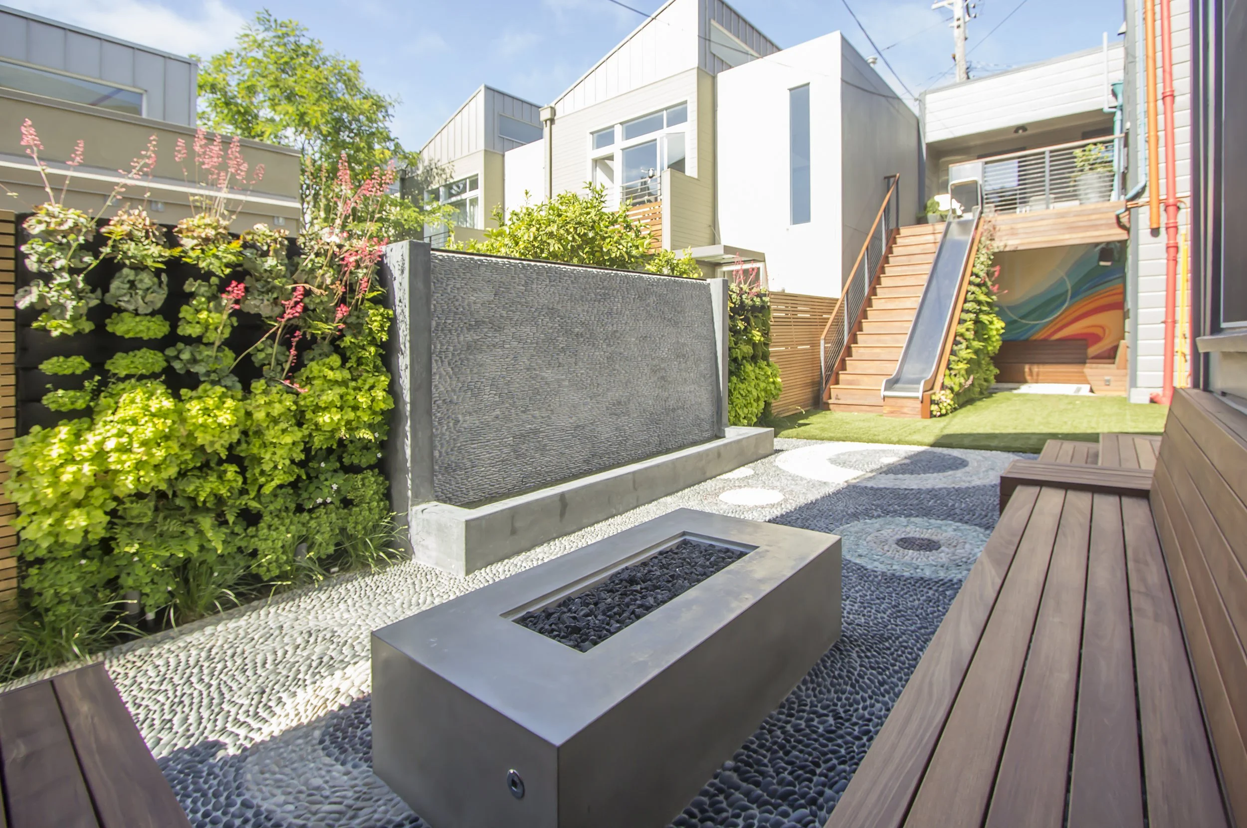 folsom street, the mission, san francisco, outdoor space