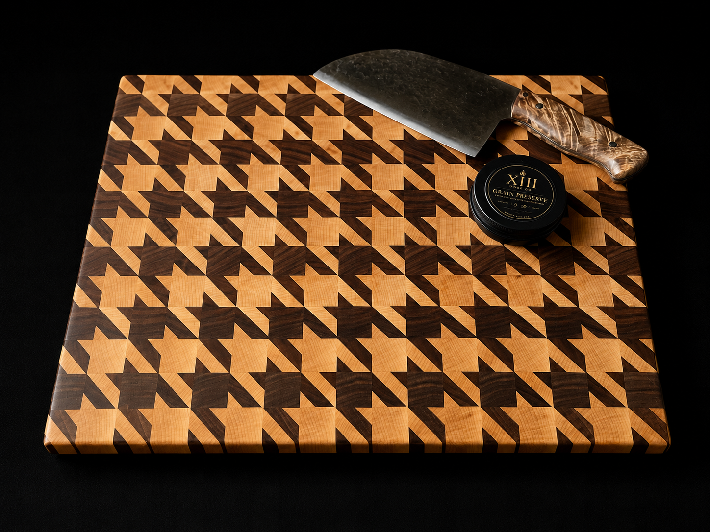 THE HOUNDSTOOTH End-Grain Hardwood Board