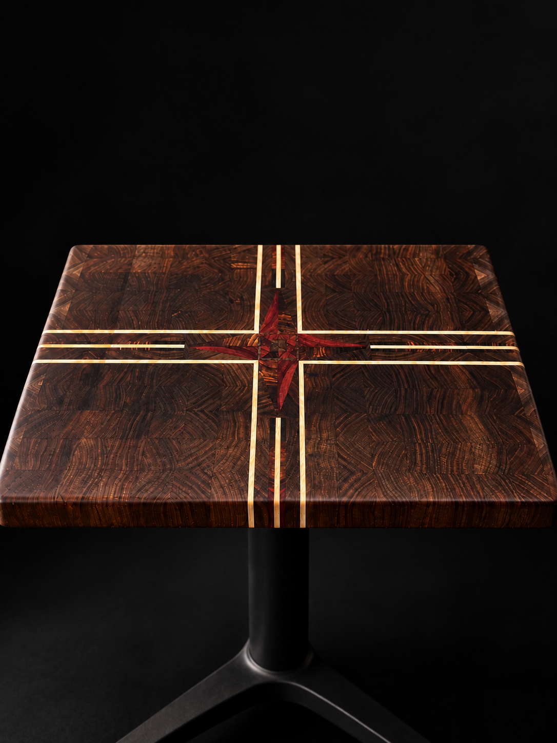 THE COMPASS End-Grain Hardwood Board