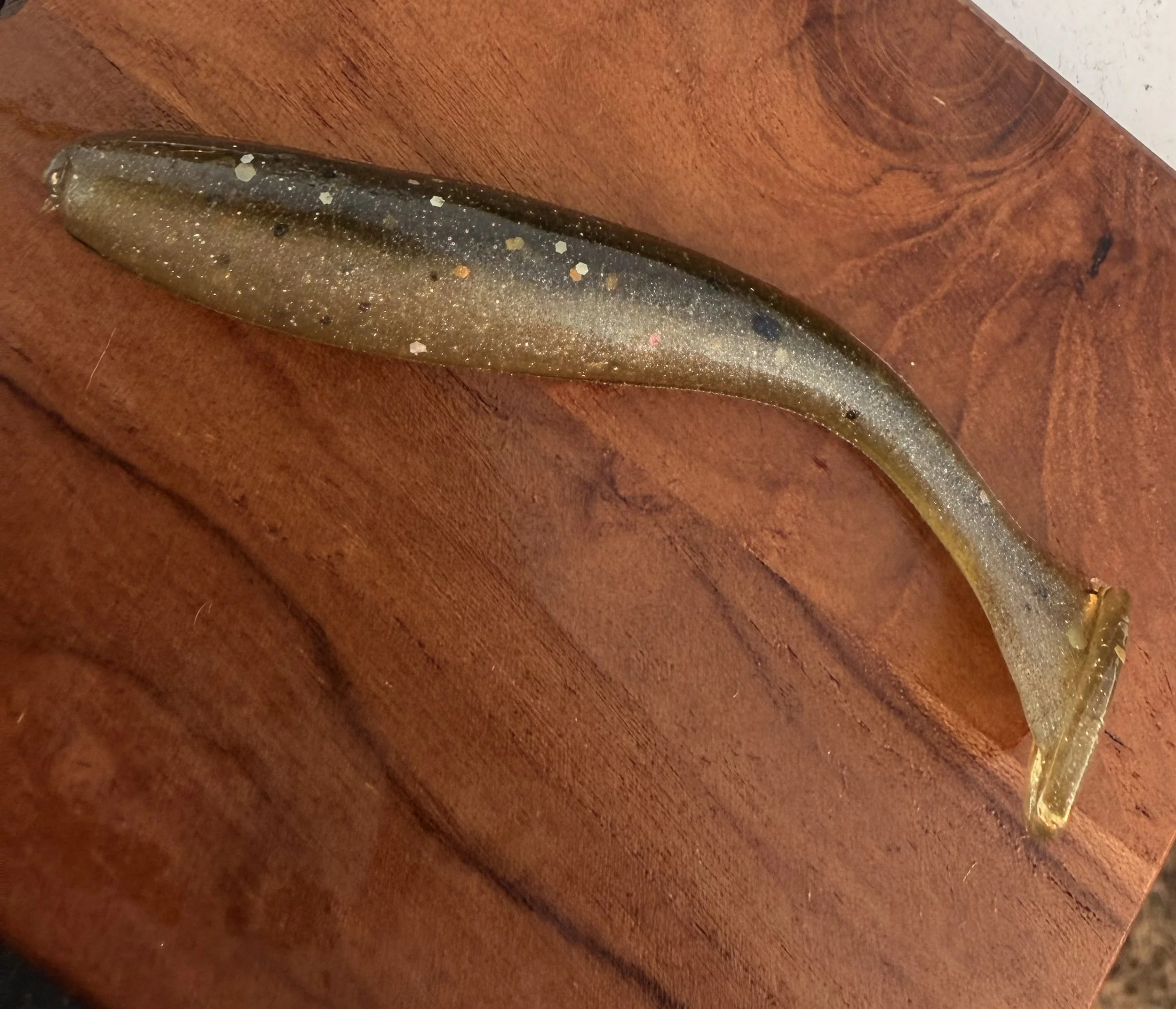 3.5" Milky Oil Paddle Tail Stage 1