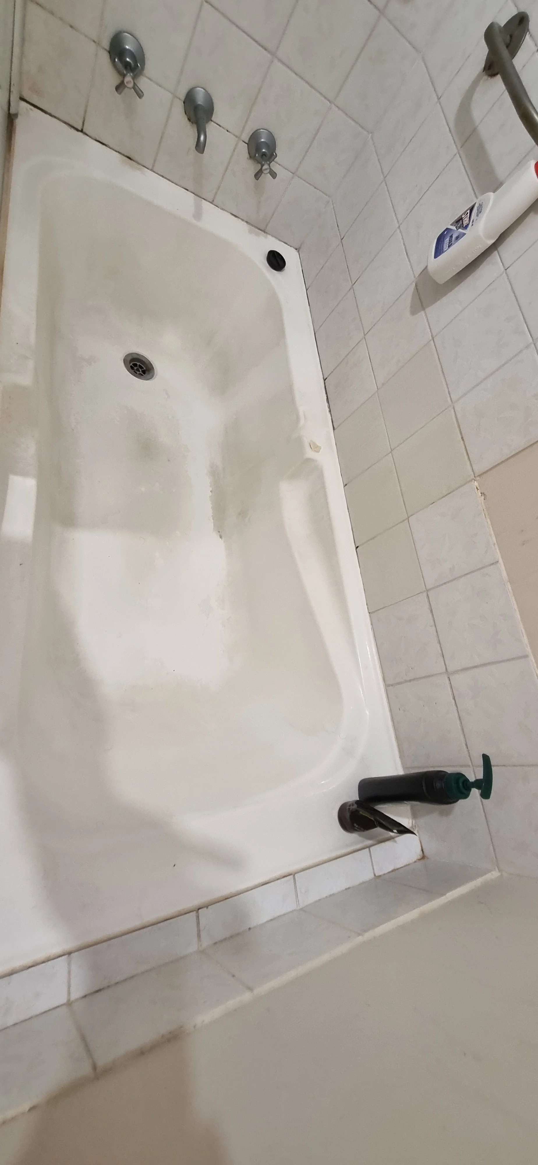 Dirty bath