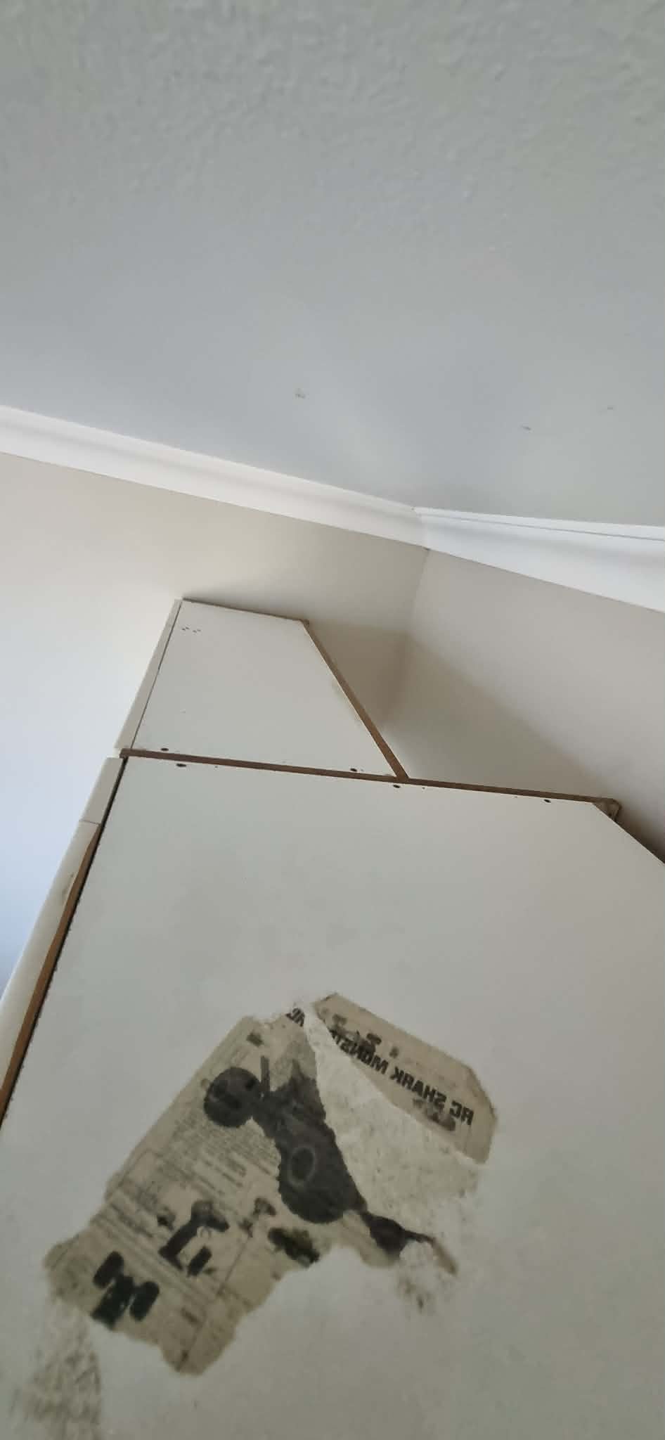 Kitchen top cabinetry clean without grease